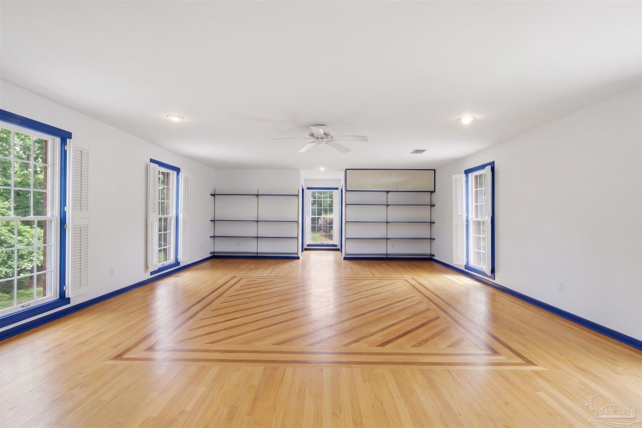 616 Bay Cliffs Road Gulf Breeze FL 32561