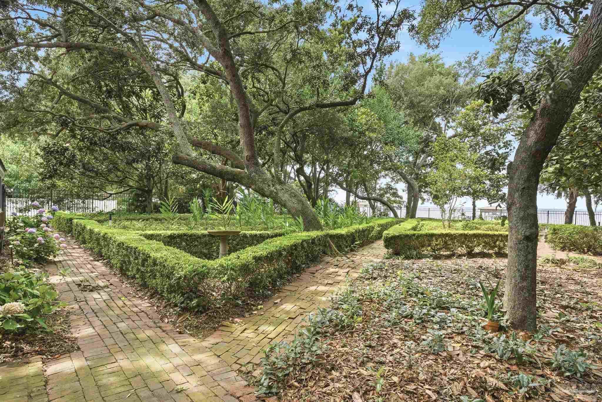 616 Bay Cliffs Road Gulf Breeze FL 32561