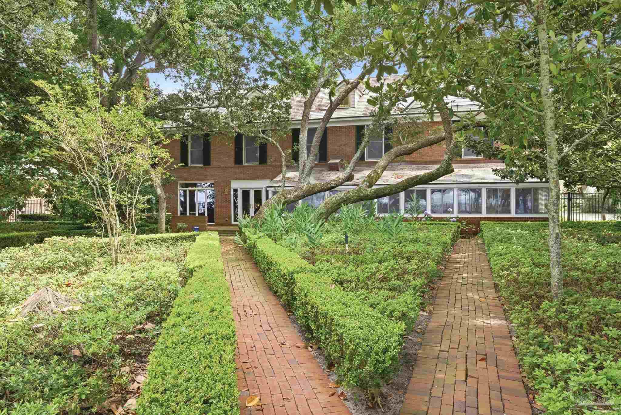 616 Bay Cliffs Road Gulf Breeze FL 32561