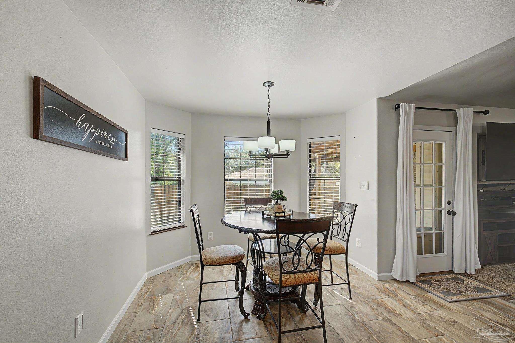 2841 Winners Cir Drive Navarre FL 32566