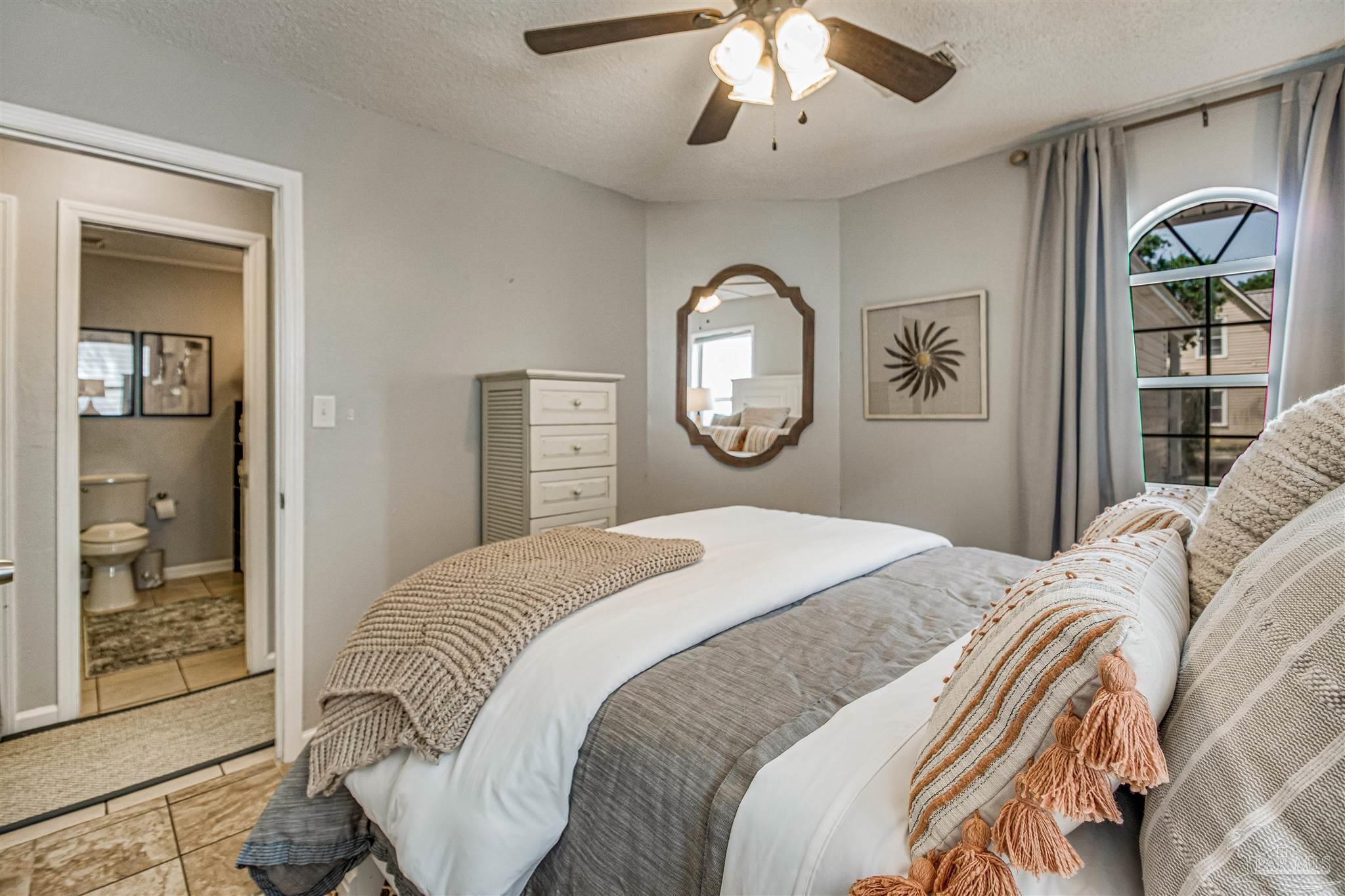 202 N Reus Street Pensacola FL 32502