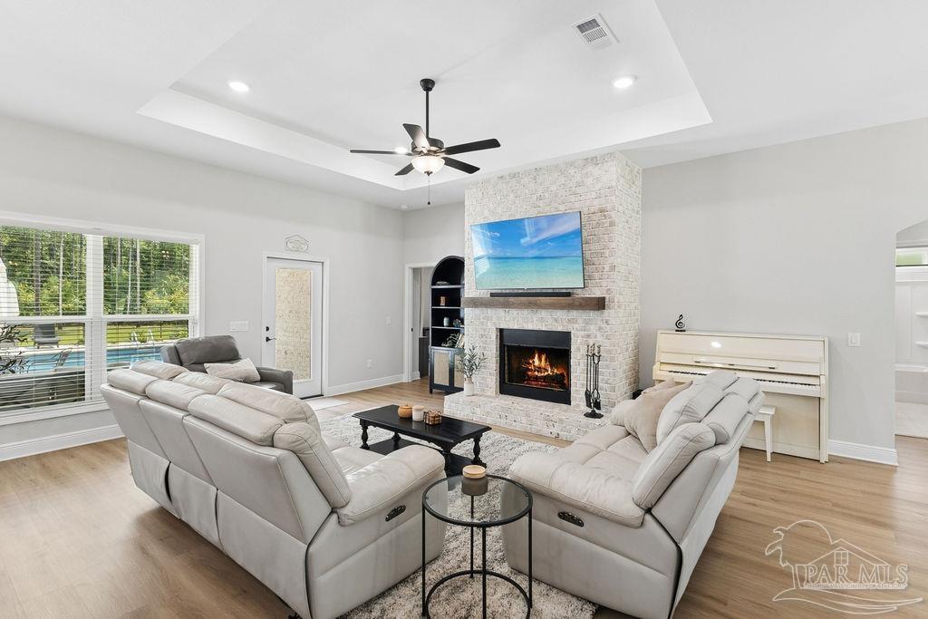 8992 Sage Forest Lane Pace FL 32571