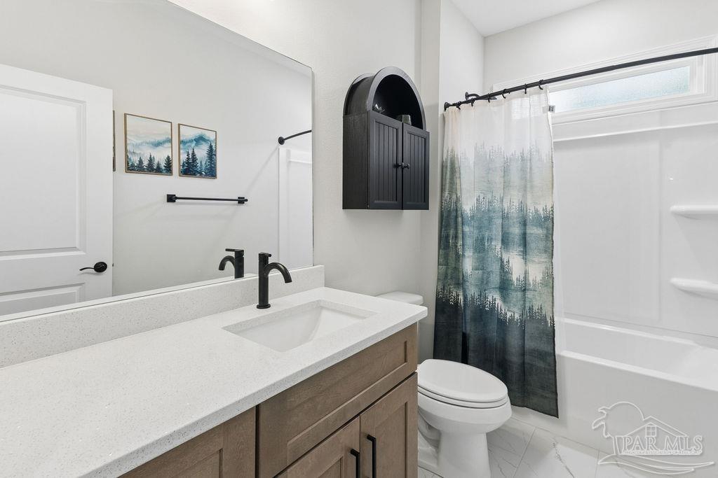 8992 Sage Forest Lane Pace FL 32571
