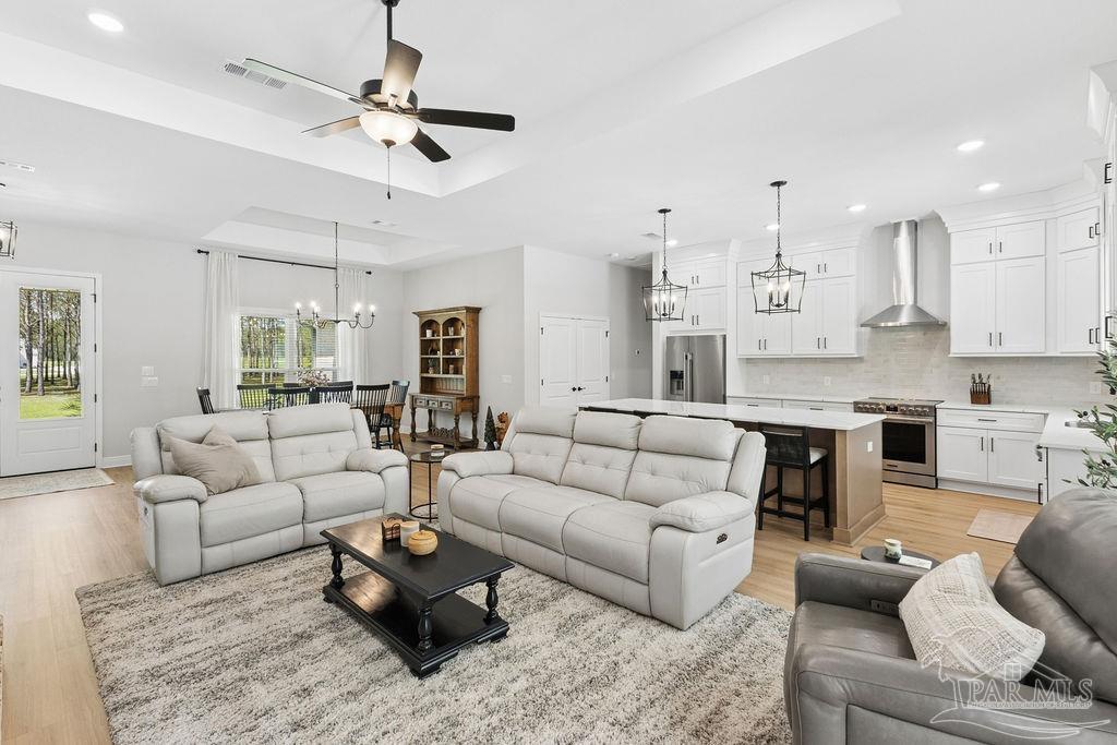 8992 Sage Forest Lane Pace FL 32571