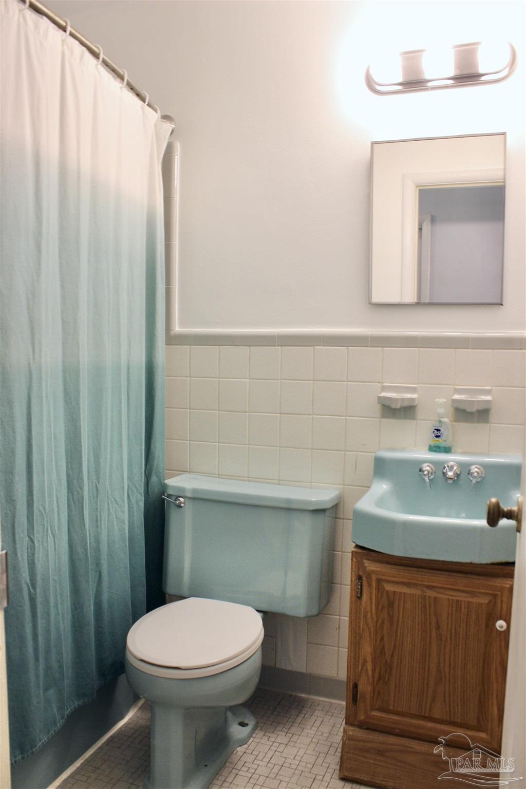 3820 Whispering Pines Drive Pensacola FL 32504