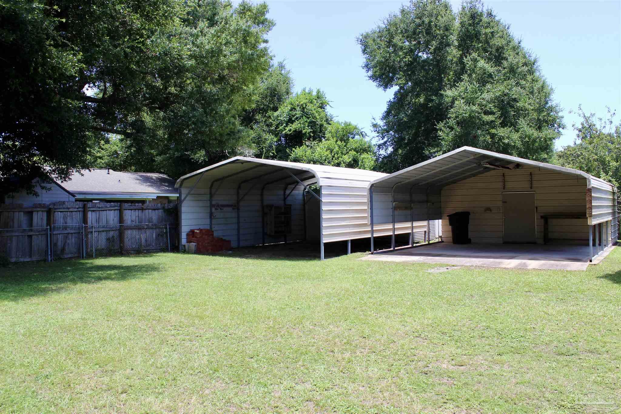 3820 Whispering Pines Drive Pensacola FL 32504