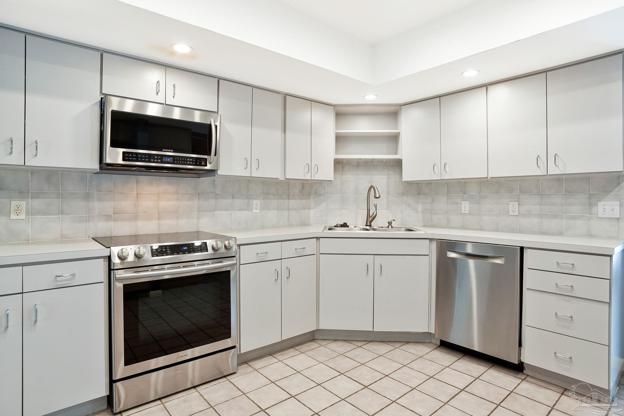 2251 Oxford Drive Pensacola FL 32503