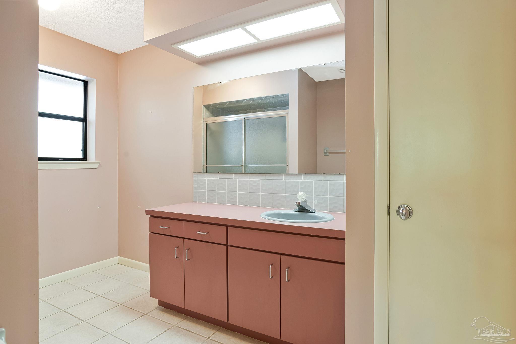 2251 Oxford Drive Pensacola FL 32503
