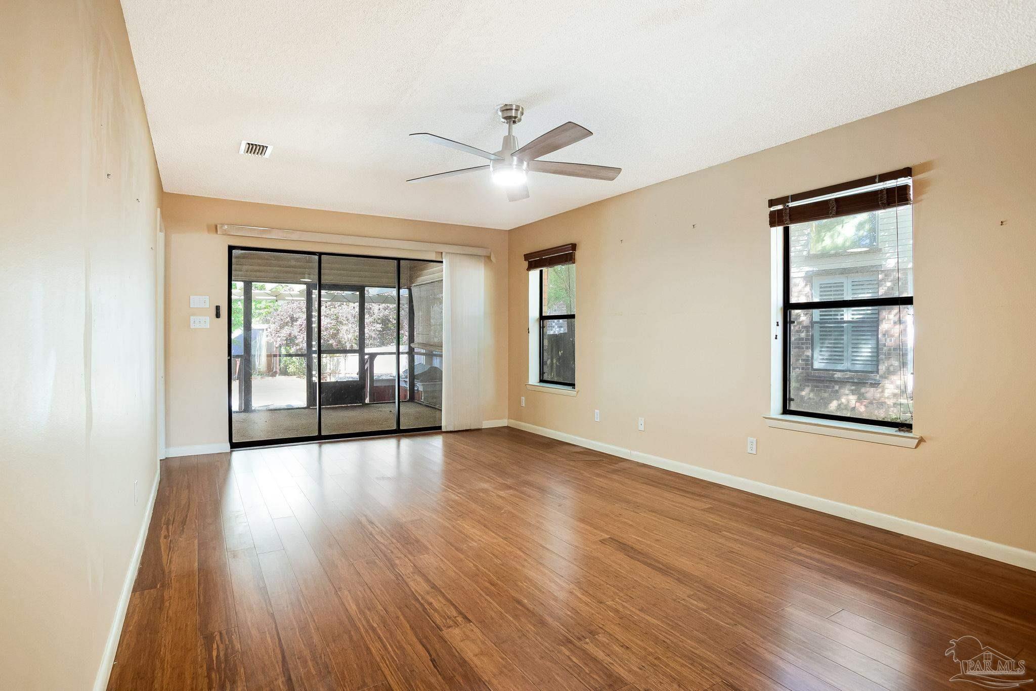 2251 Oxford Drive Pensacola FL 32503