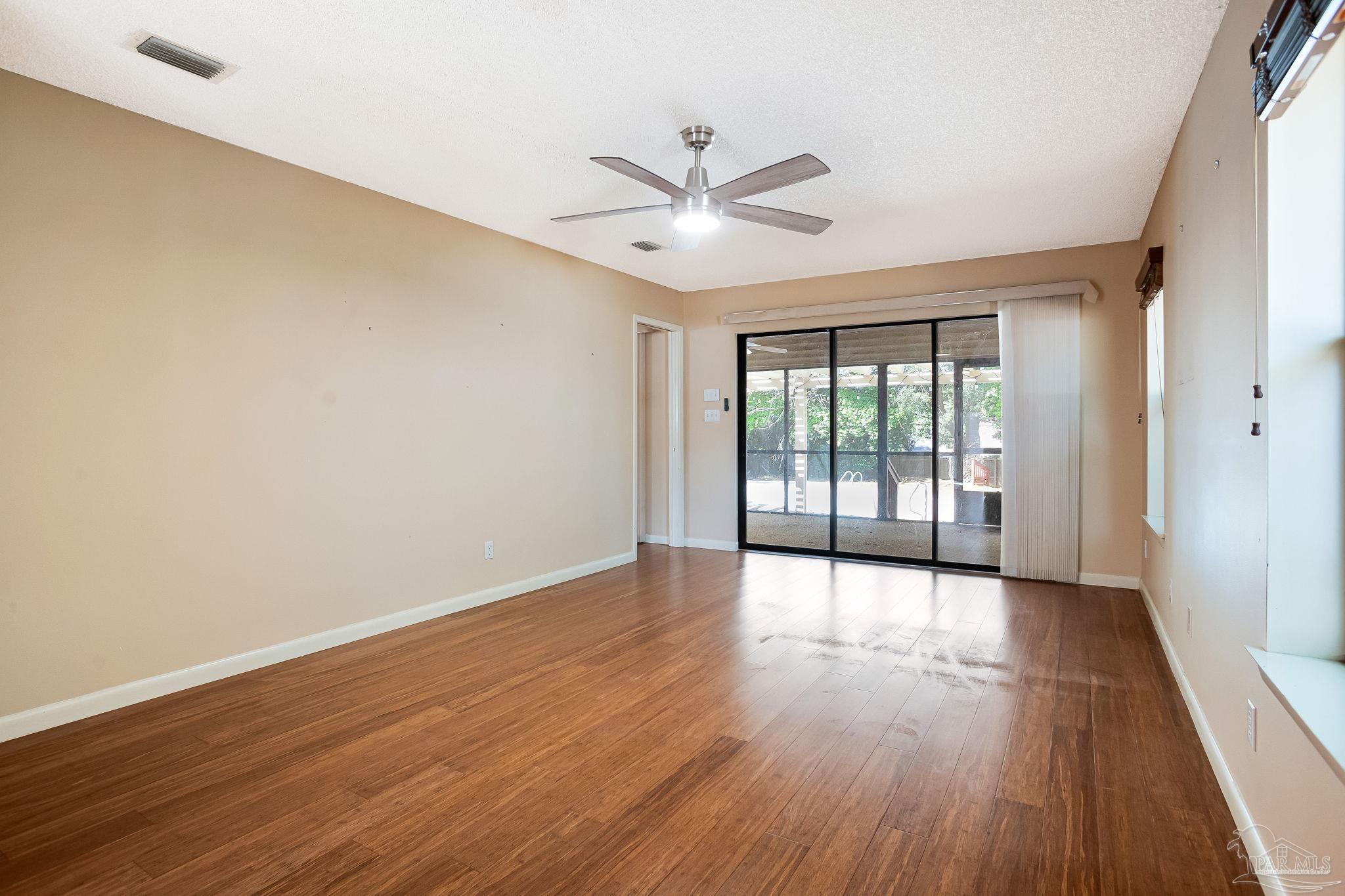 2251 Oxford Drive Pensacola FL 32503