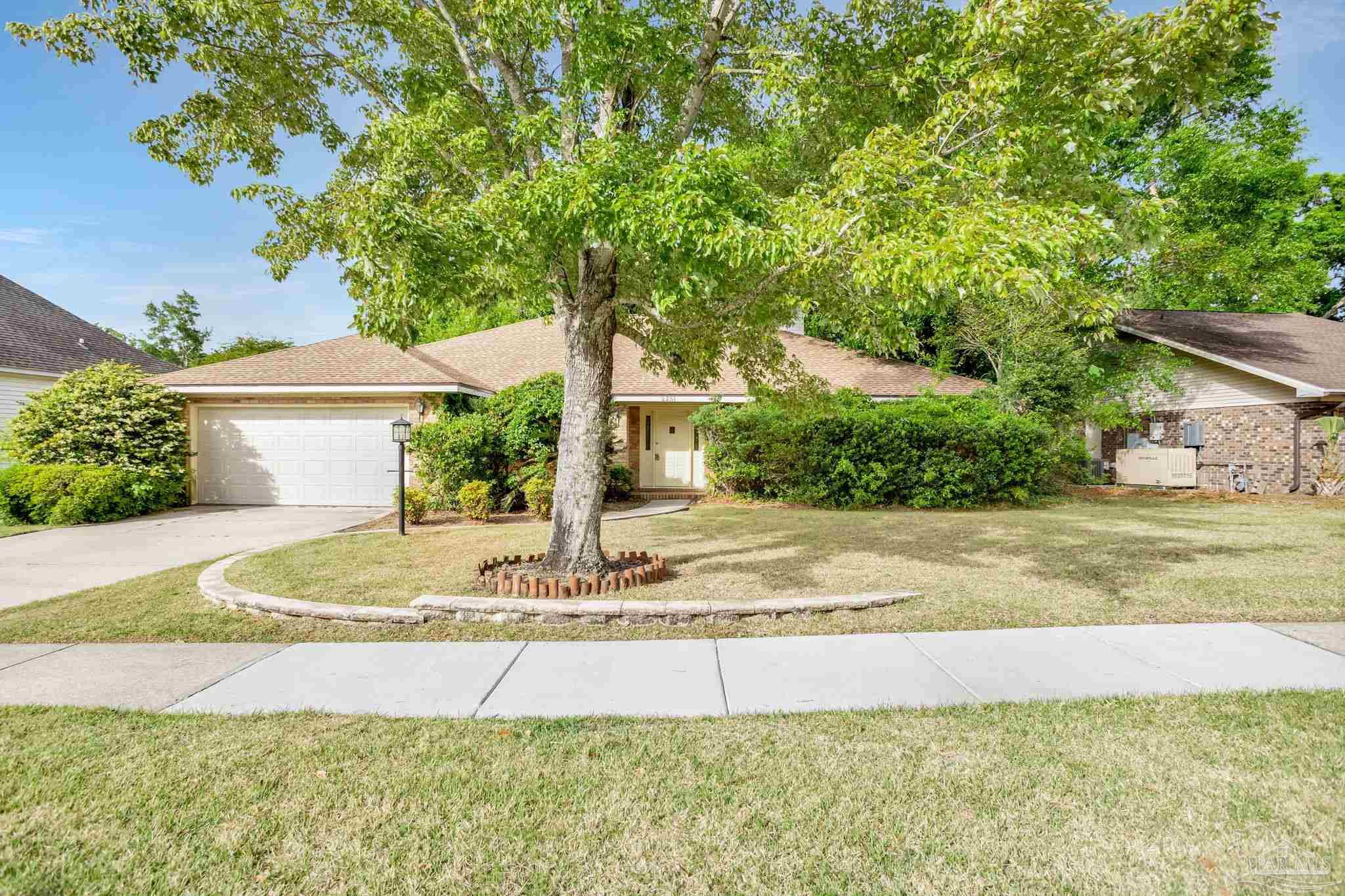 2251 Oxford Drive Pensacola FL 32503