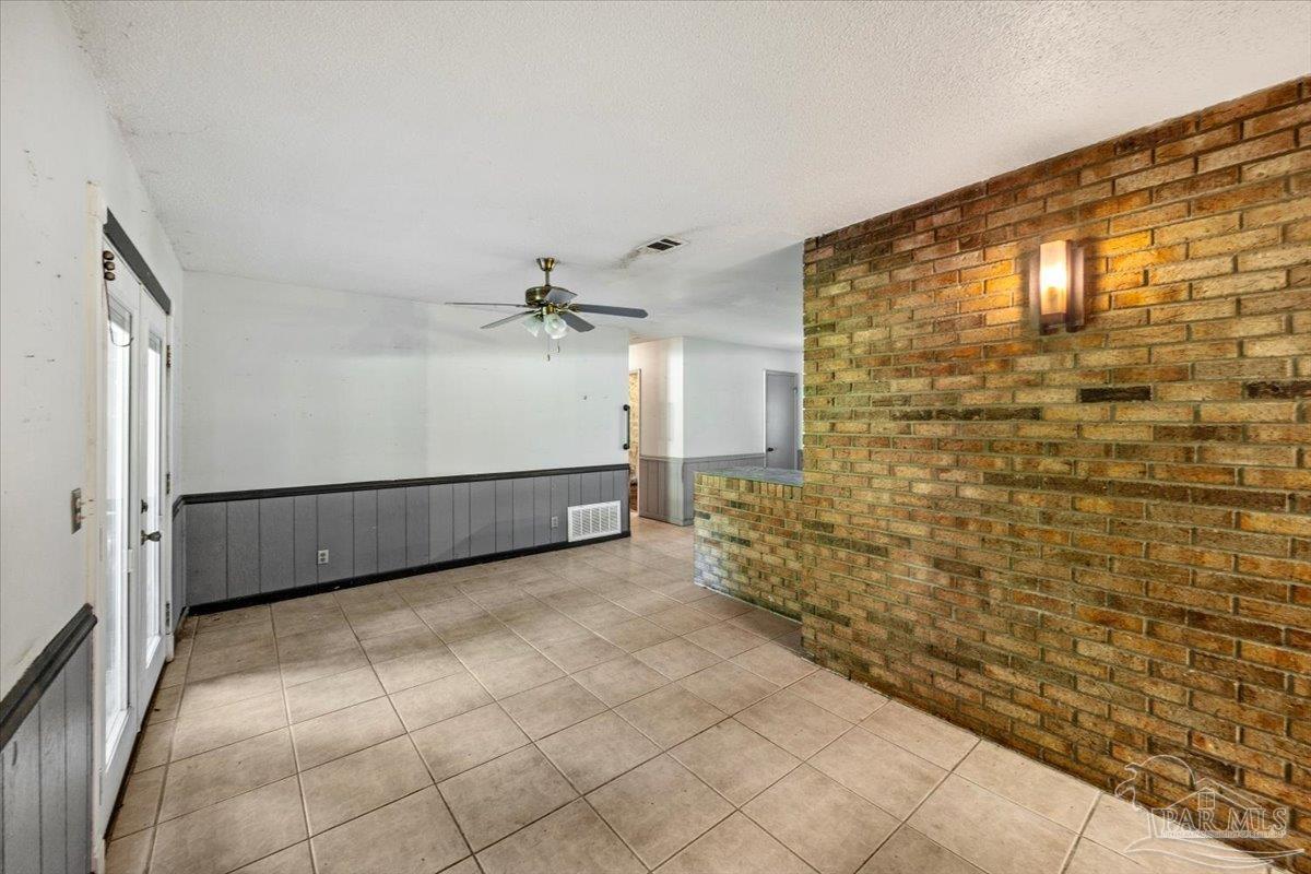 632 Powell Street Pensacola FL 32534