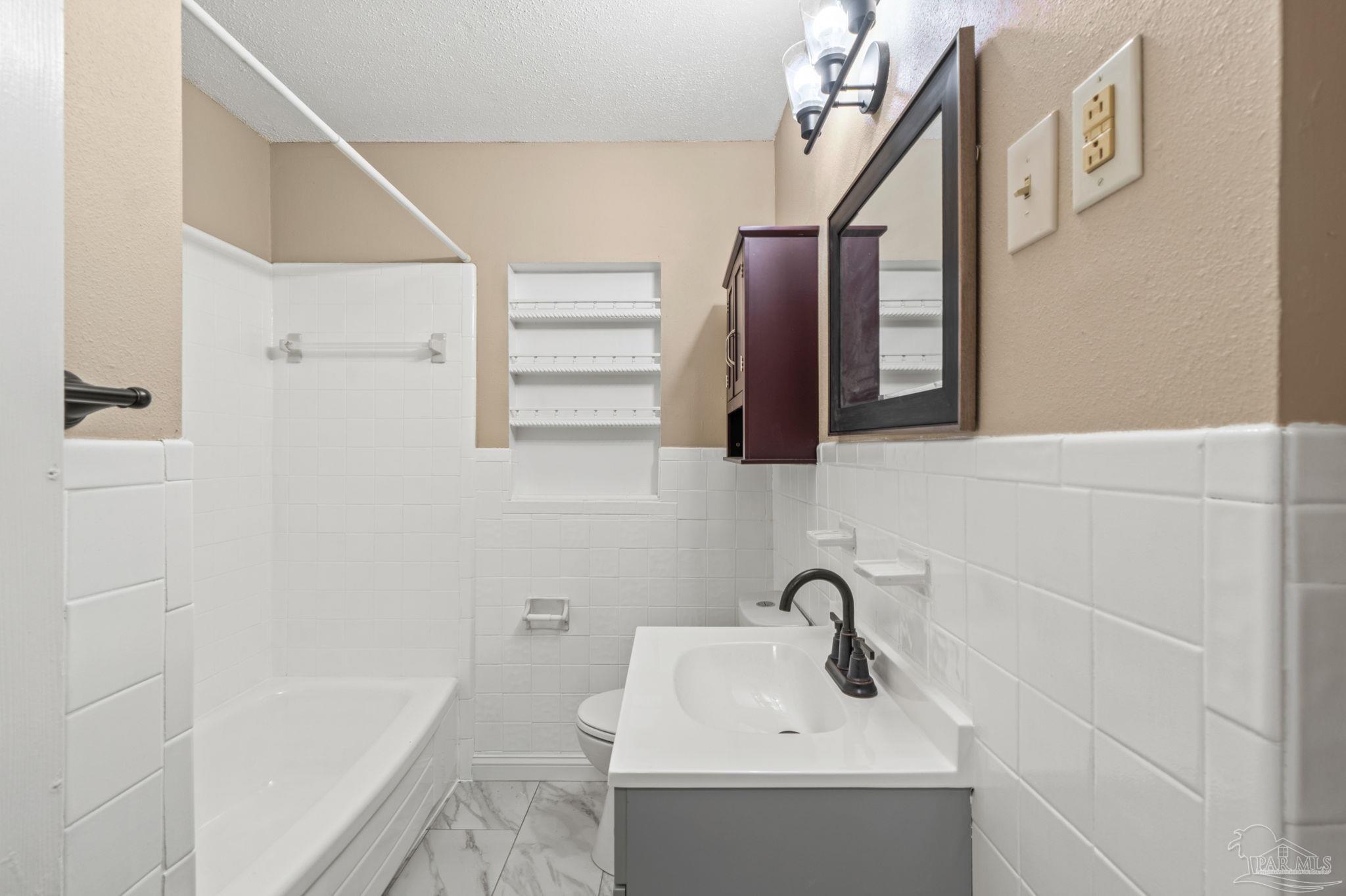 1414 W Clio Drive Pensacola FL 32505
