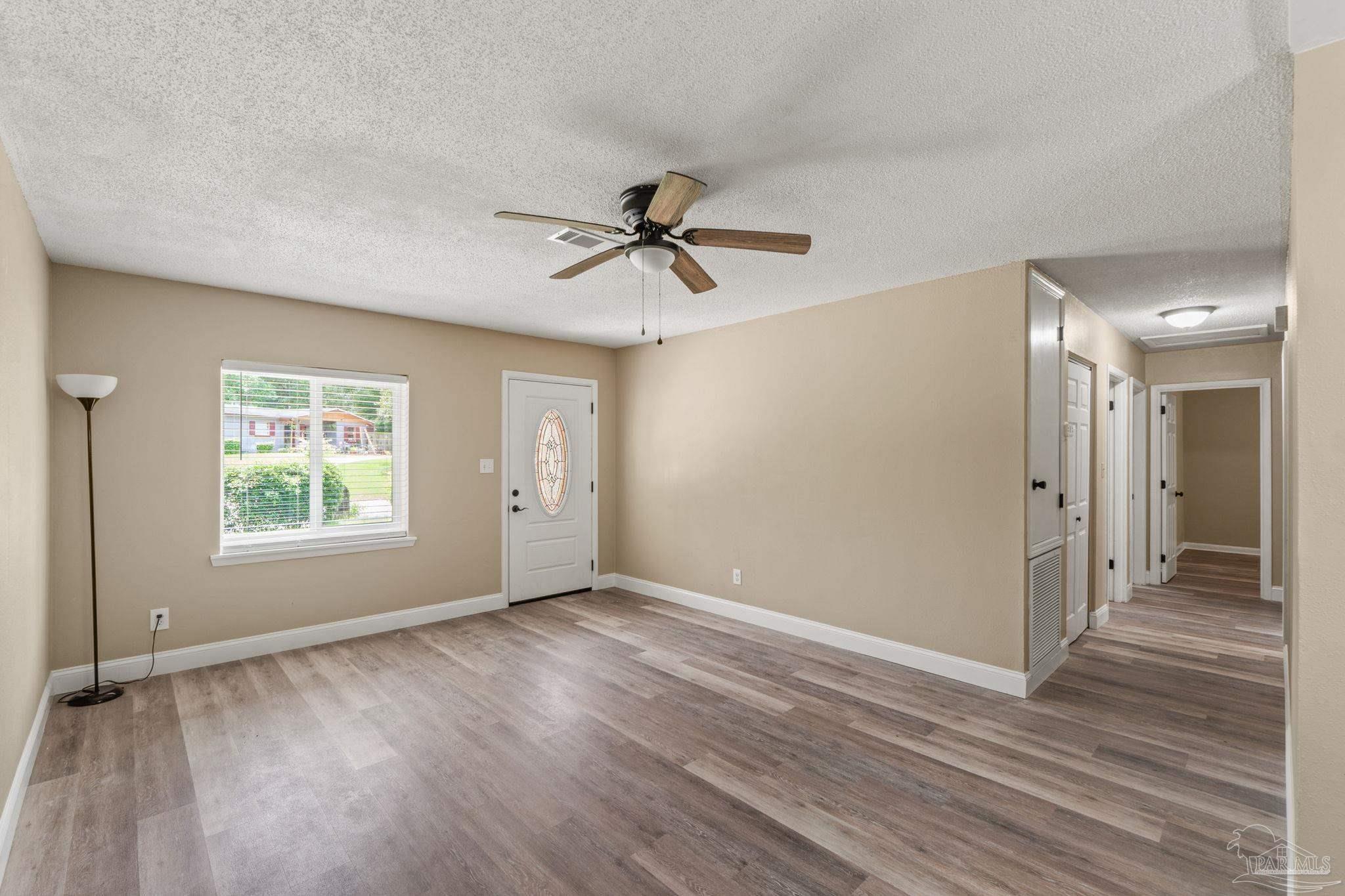 1414 W Clio Drive Pensacola FL 32505