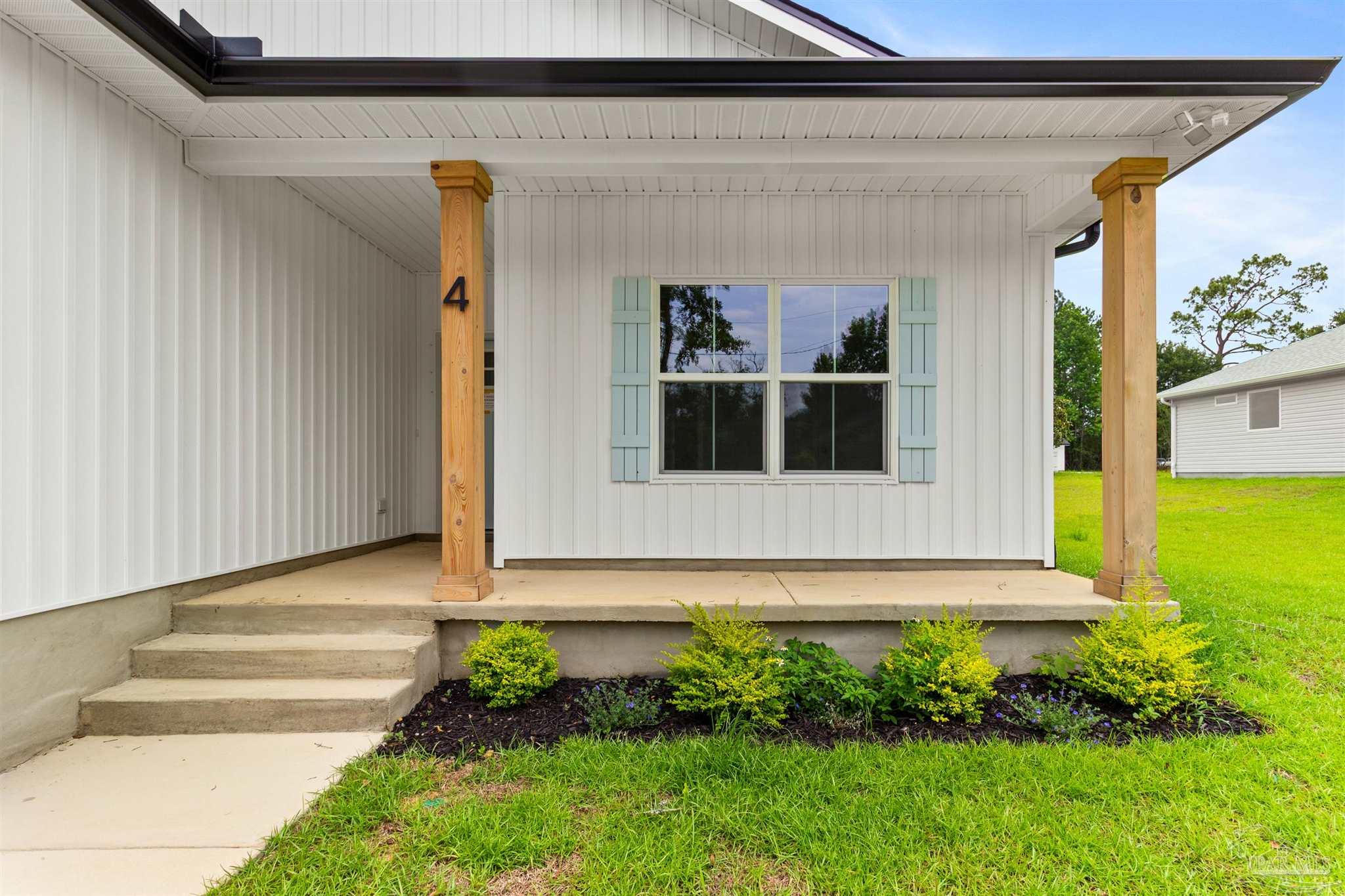 4 Coweta Road Cantonment FL 32533