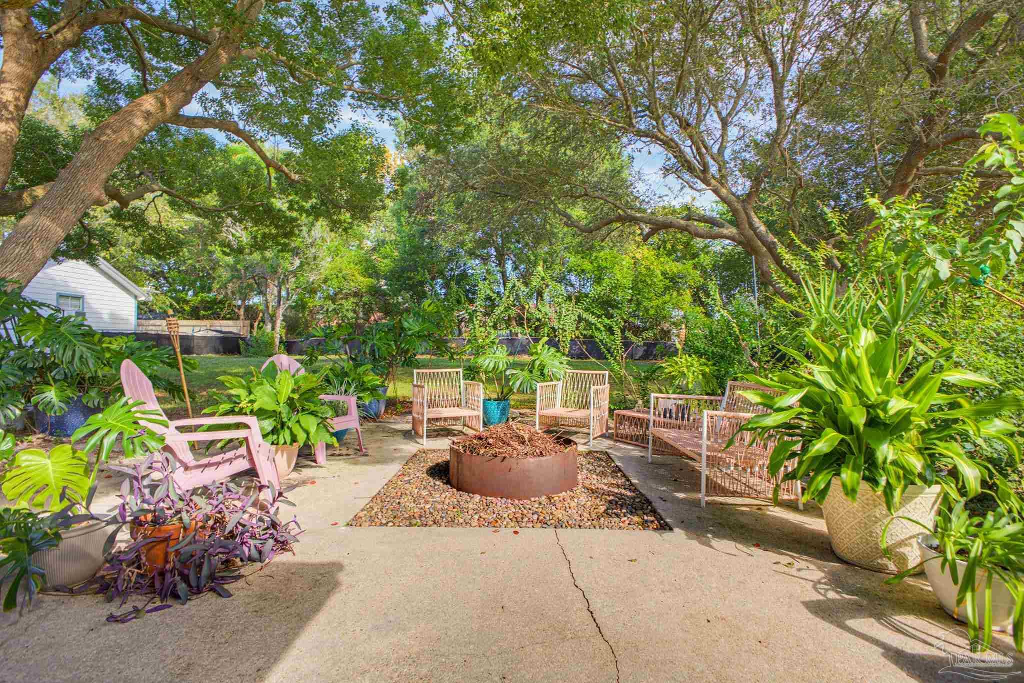 12186 Gulf Beach Highway Pensacola FL 32507