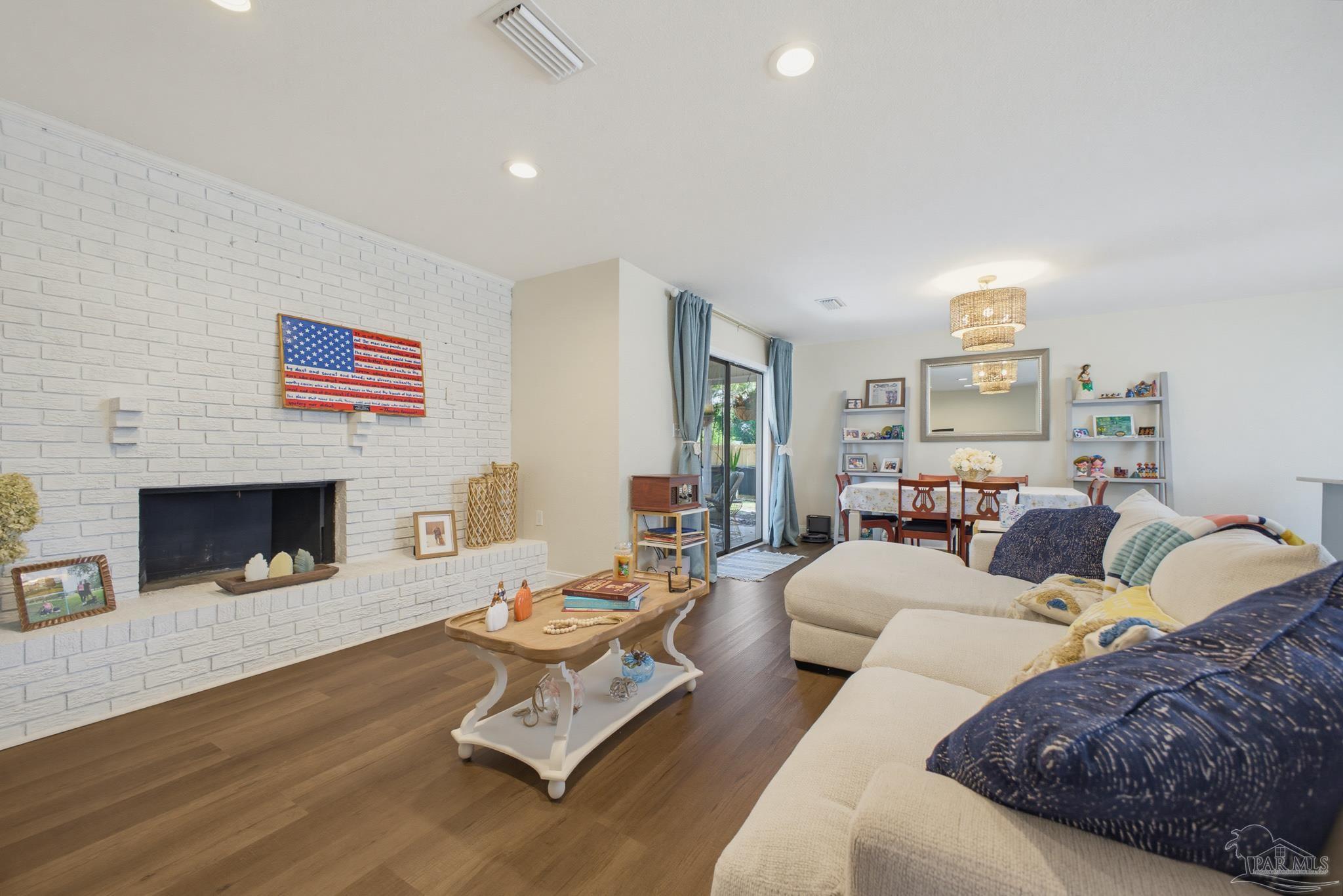 12186 Gulf Beach Highway Pensacola FL 32507