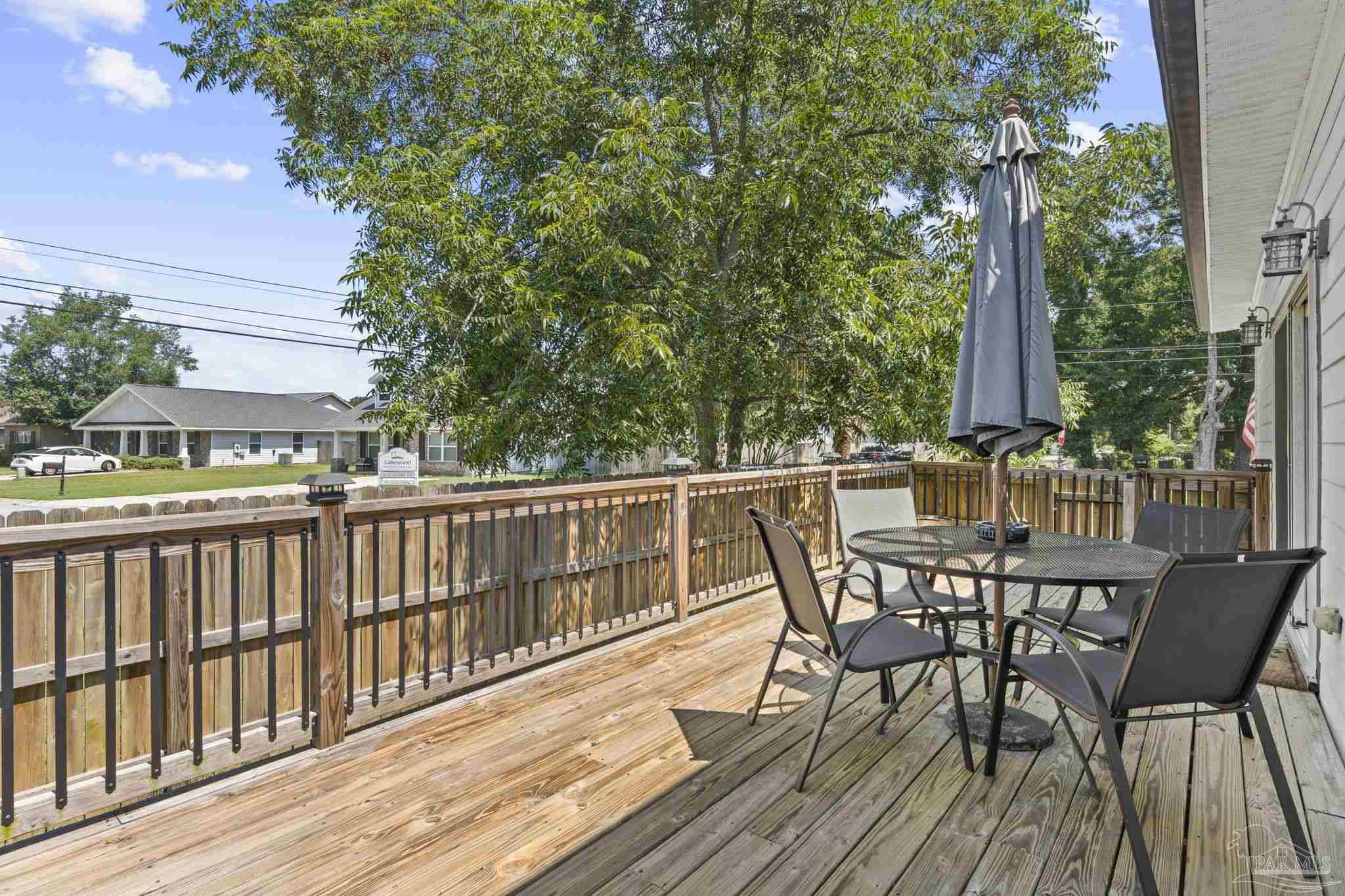 279 Seamarge Lane Pensacola FL 32507