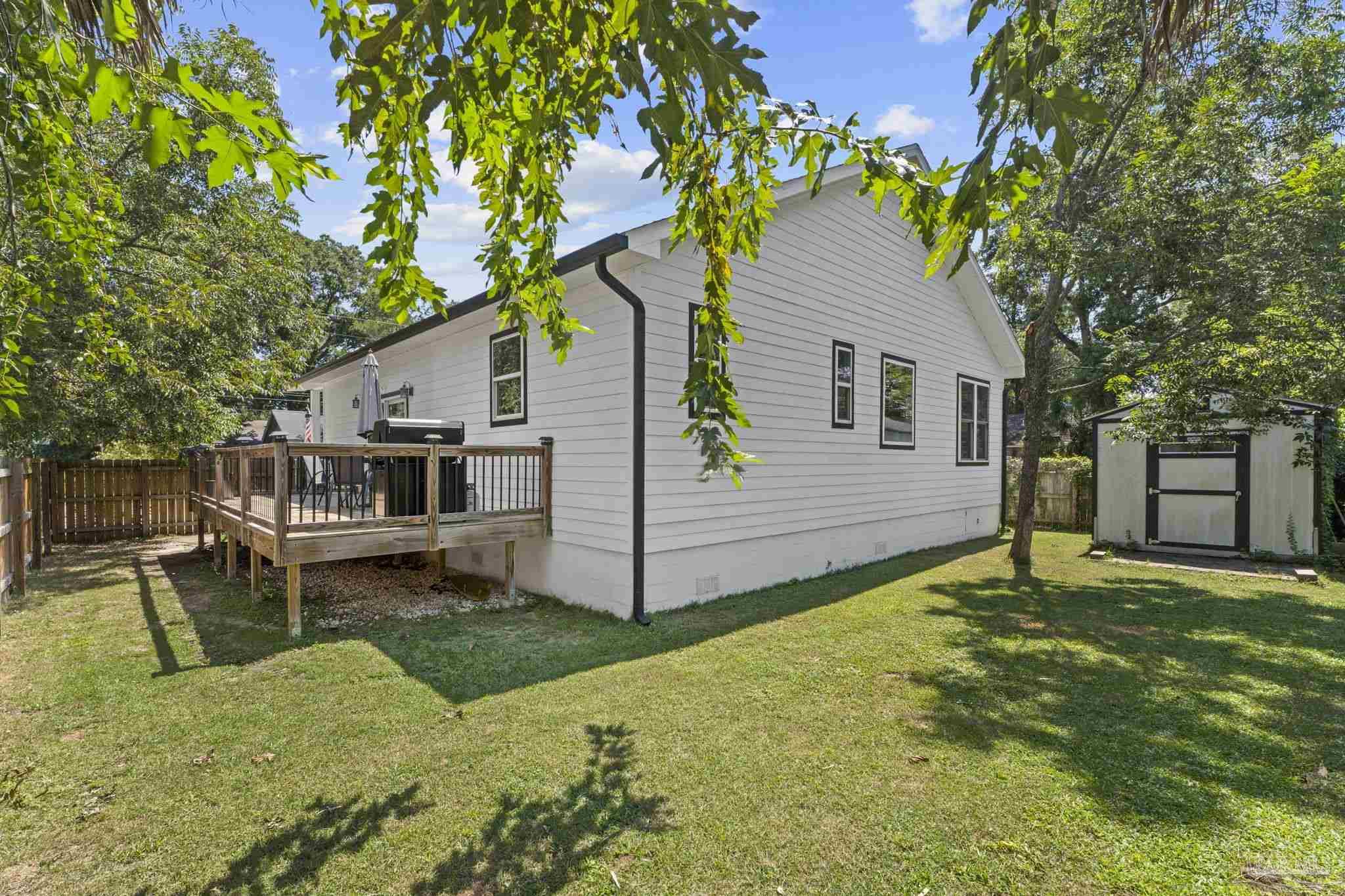 279 Seamarge Lane Pensacola FL 32507