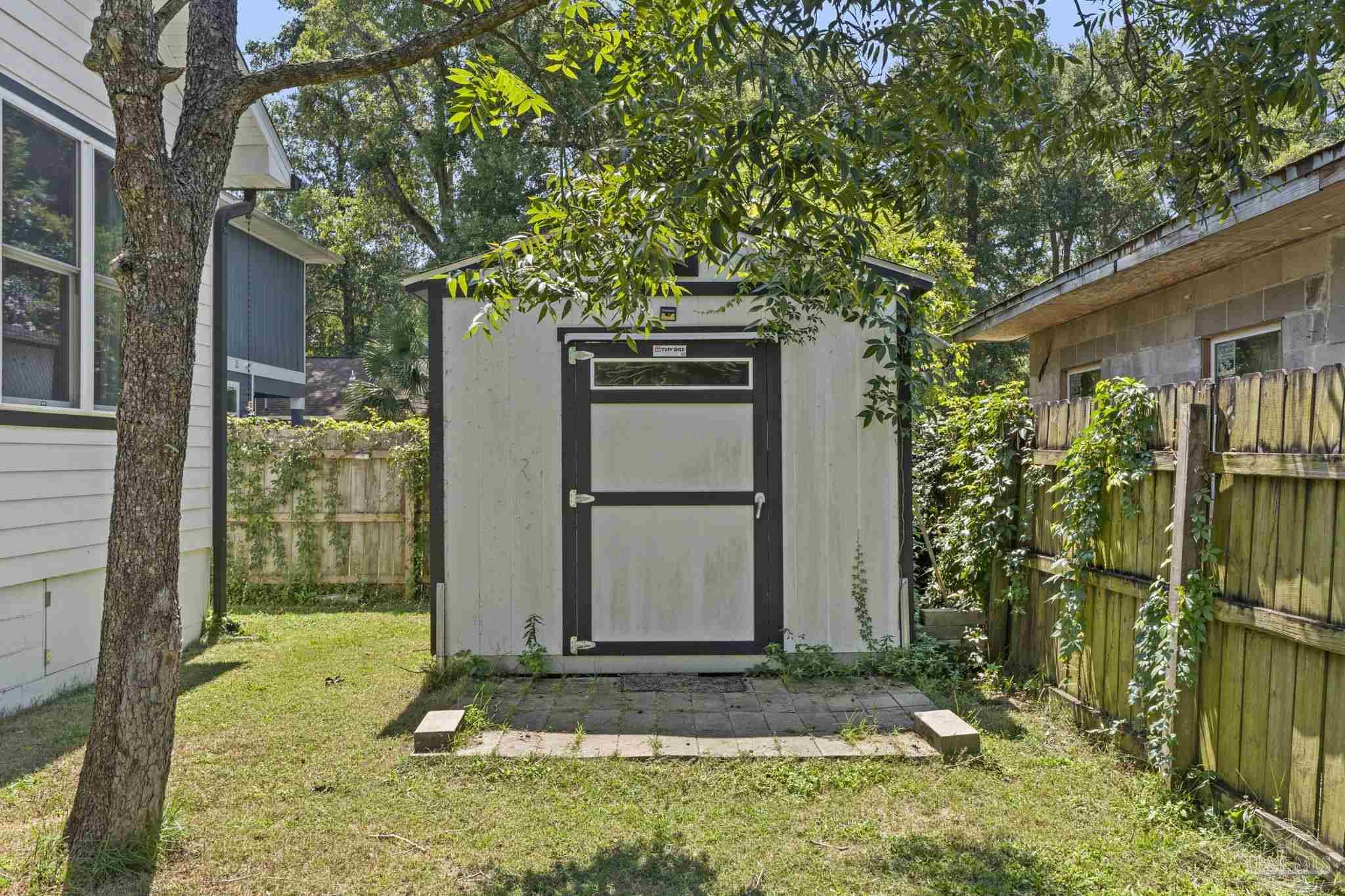 279 Seamarge Lane Pensacola FL 32507