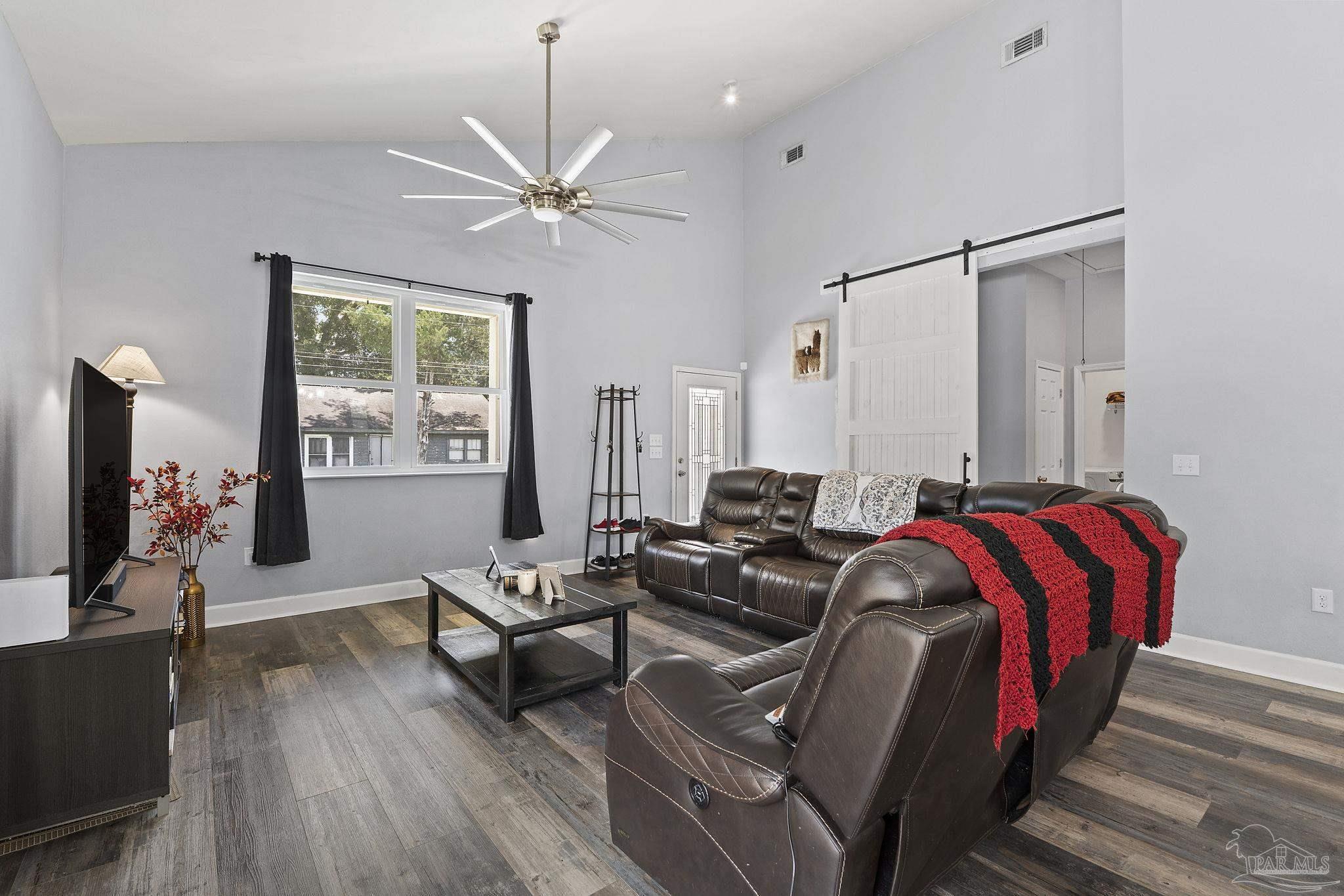 279 Seamarge Lane Pensacola FL 32507