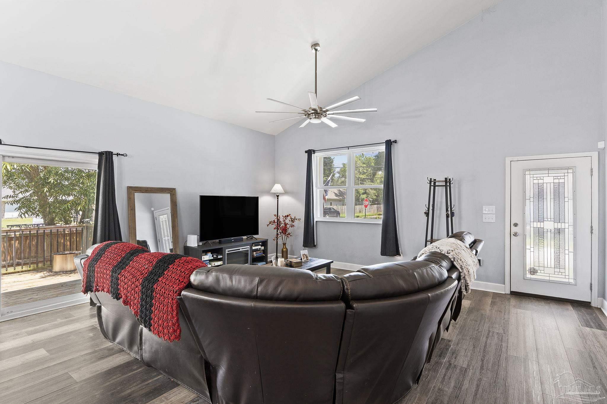 279 Seamarge Lane Pensacola FL 32507