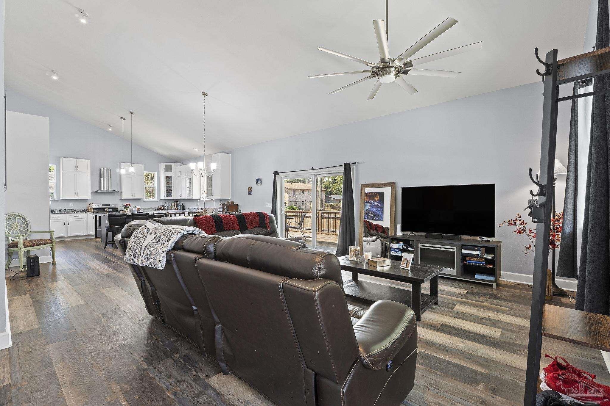 279 Seamarge Lane Pensacola FL 32507