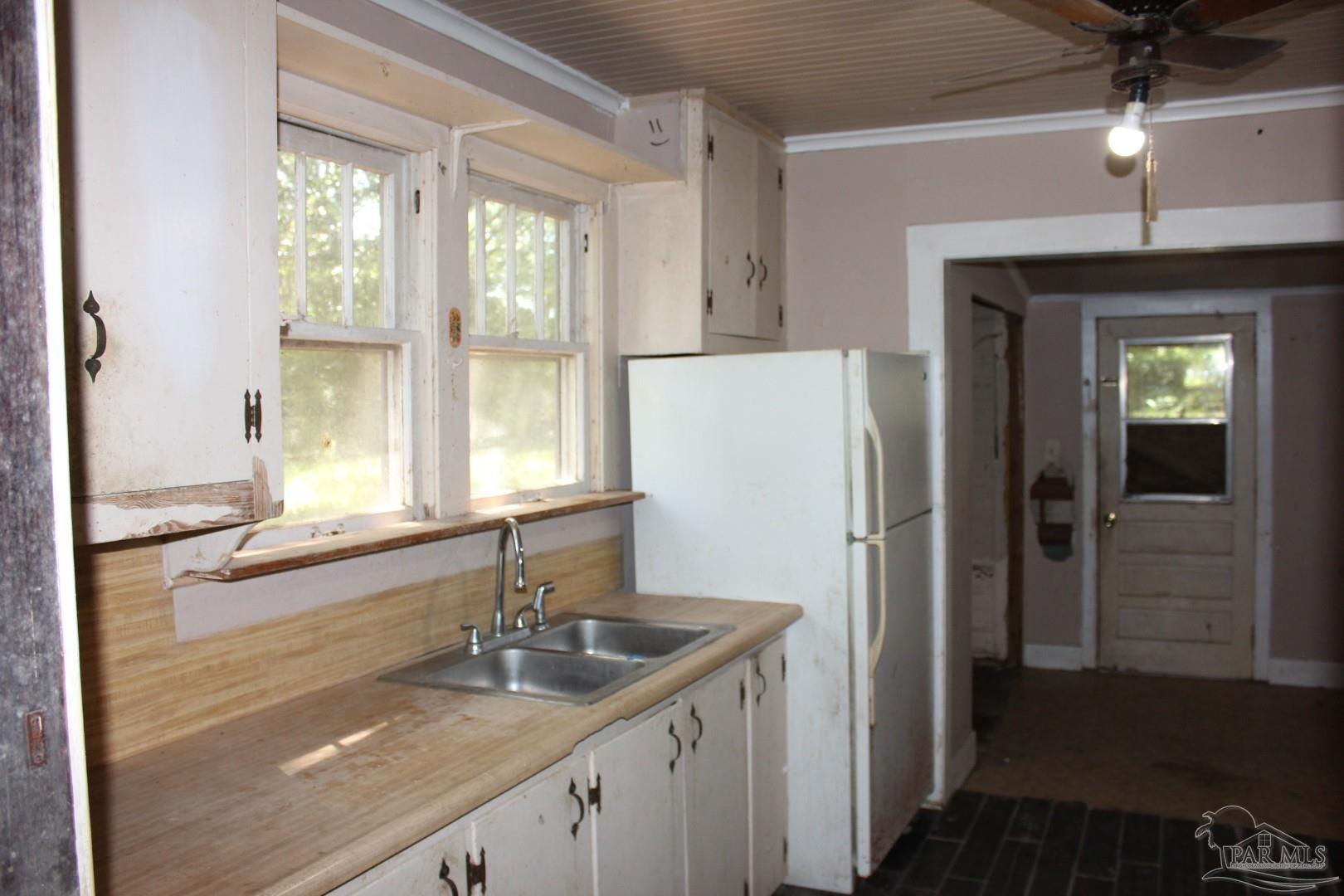 6691 Wonderlake Road Pensacola FL 32526