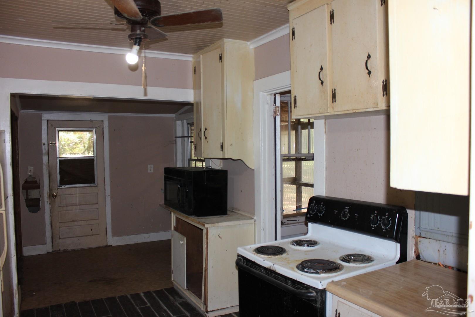6691 Wonderlake Road Pensacola FL 32526