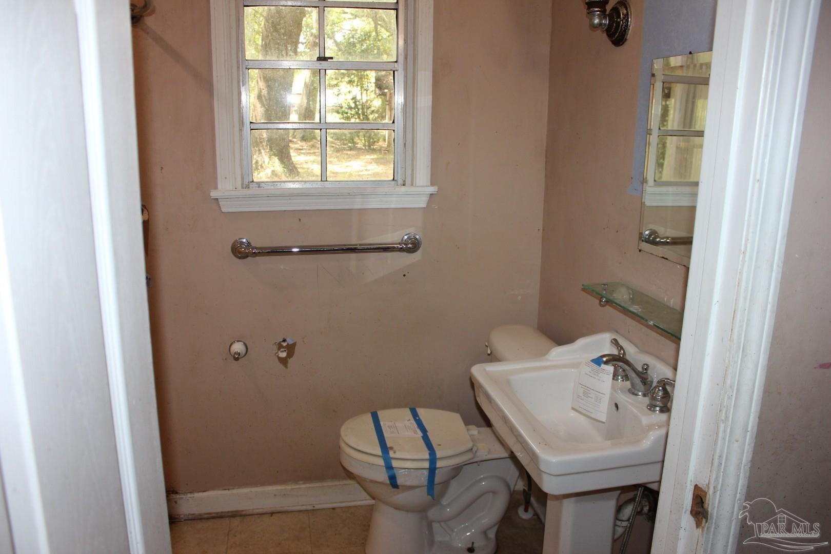 6691 Wonderlake Road Pensacola FL 32526