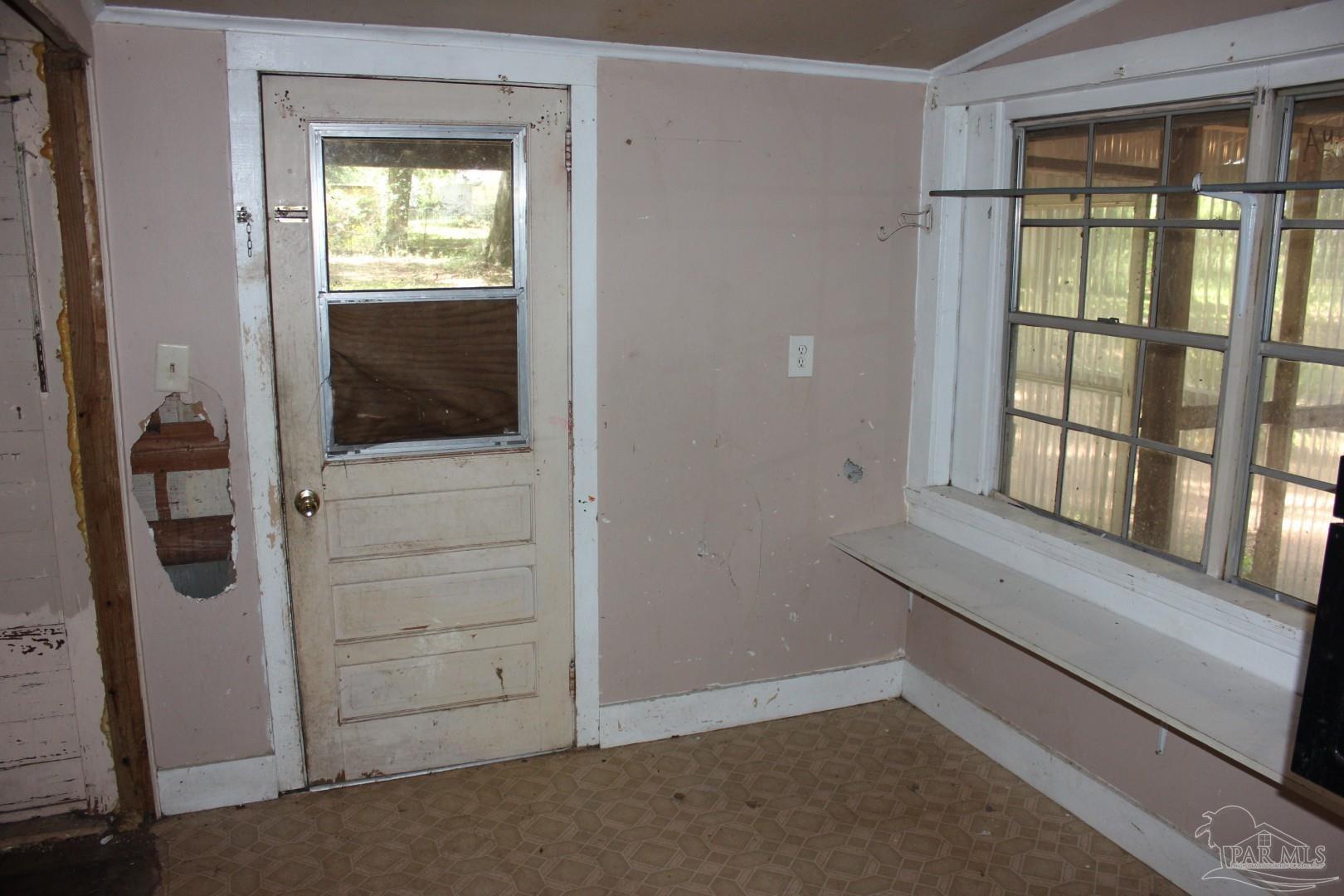 6691 Wonderlake Road Pensacola FL 32526