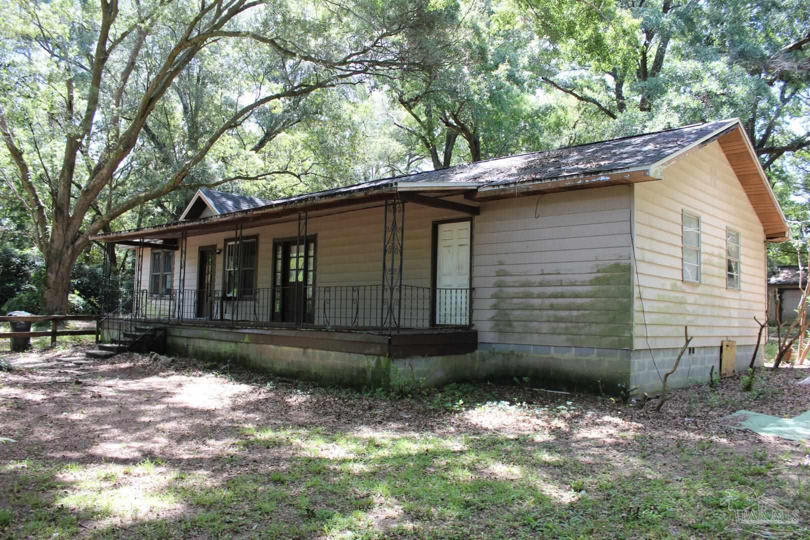 6691 Wonderlake Road Pensacola FL 32526