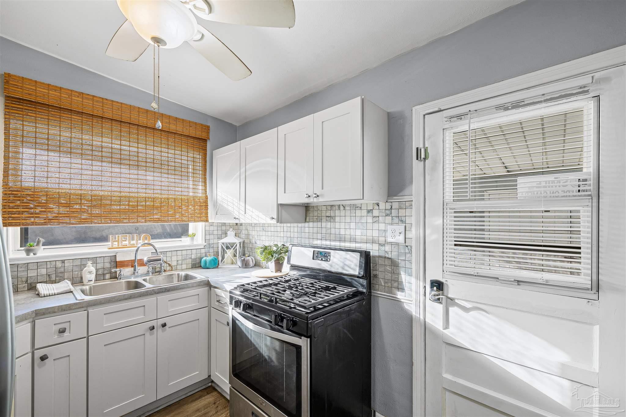 20 Adkinson Drive Pensacola FL 32506