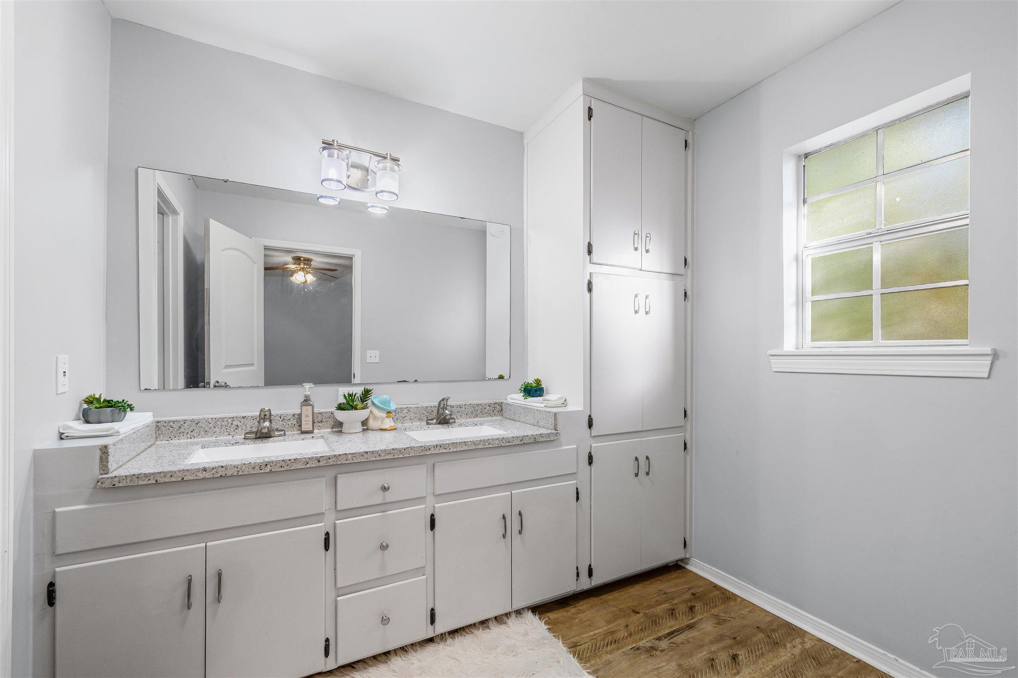 20 Adkinson Drive Pensacola FL 32506