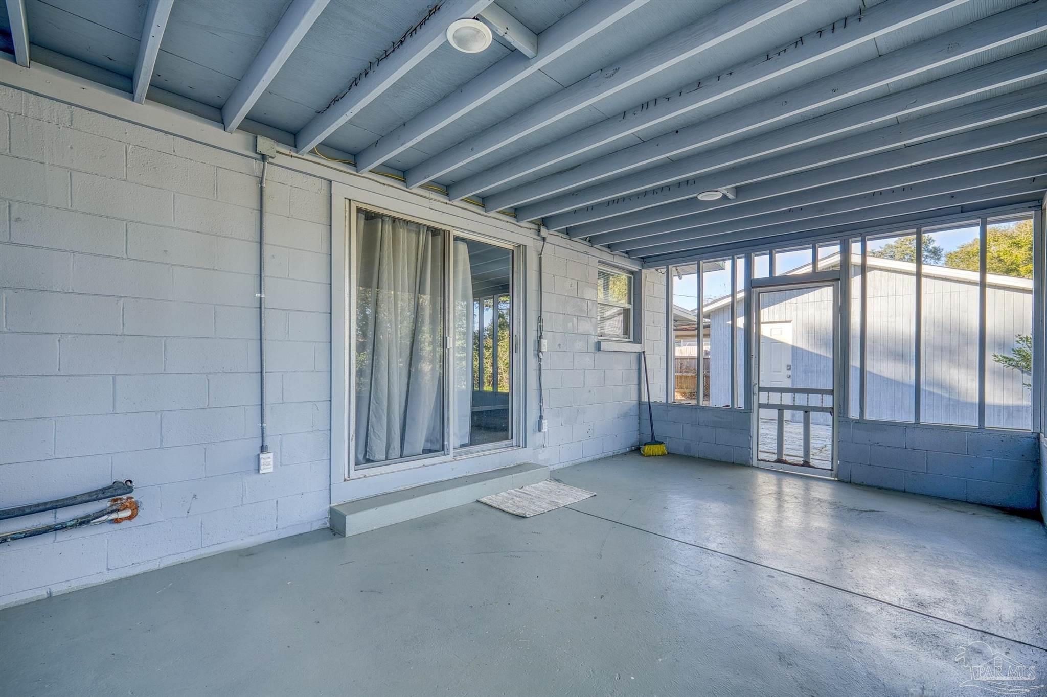 20 Adkinson Drive Pensacola FL 32506