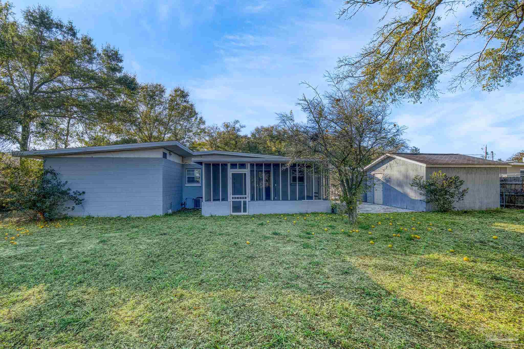 20 Adkinson Drive Pensacola FL 32506