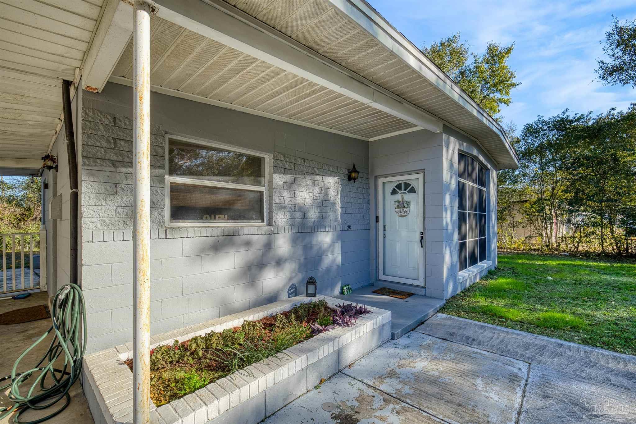 20 Adkinson Drive Pensacola FL 32506