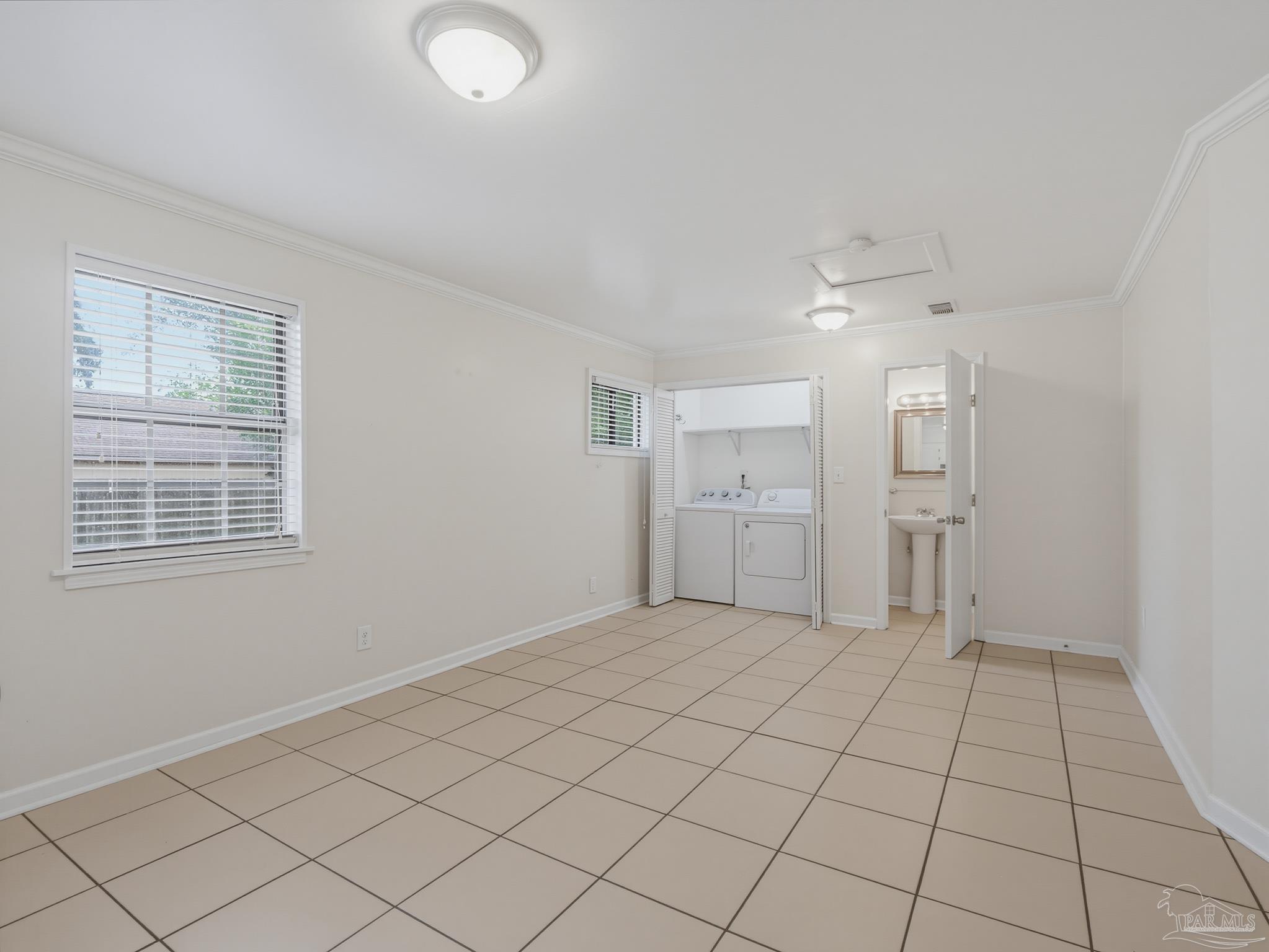 218 Betty Road Pensacola FL 32507
