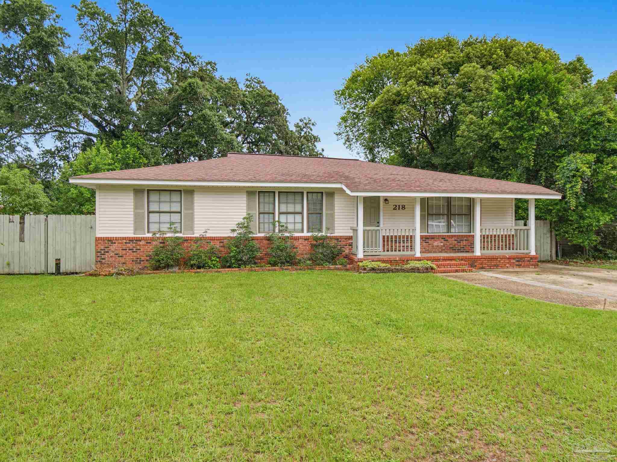 218 Betty Road Pensacola FL 32507