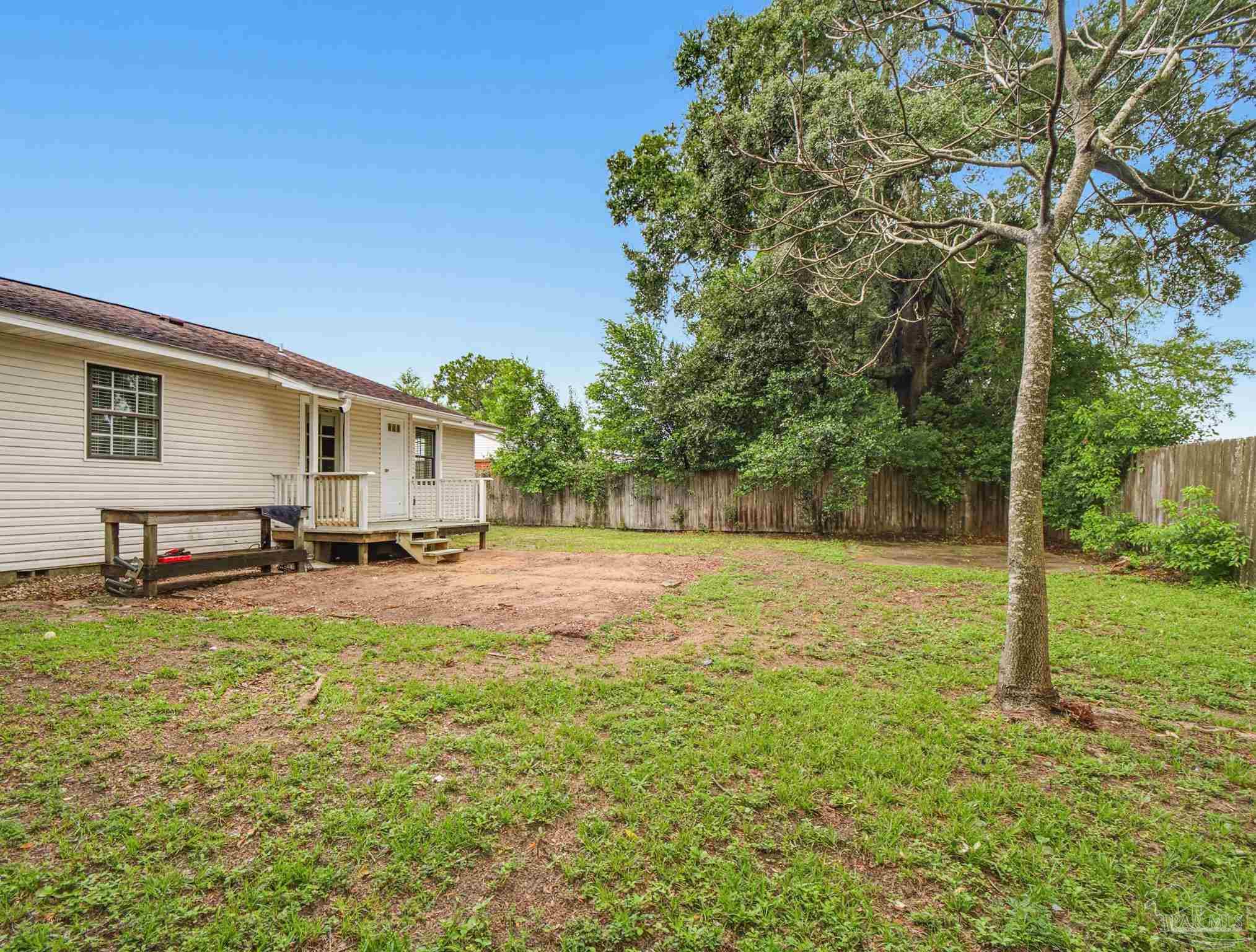 218 Betty Road Pensacola FL 32507