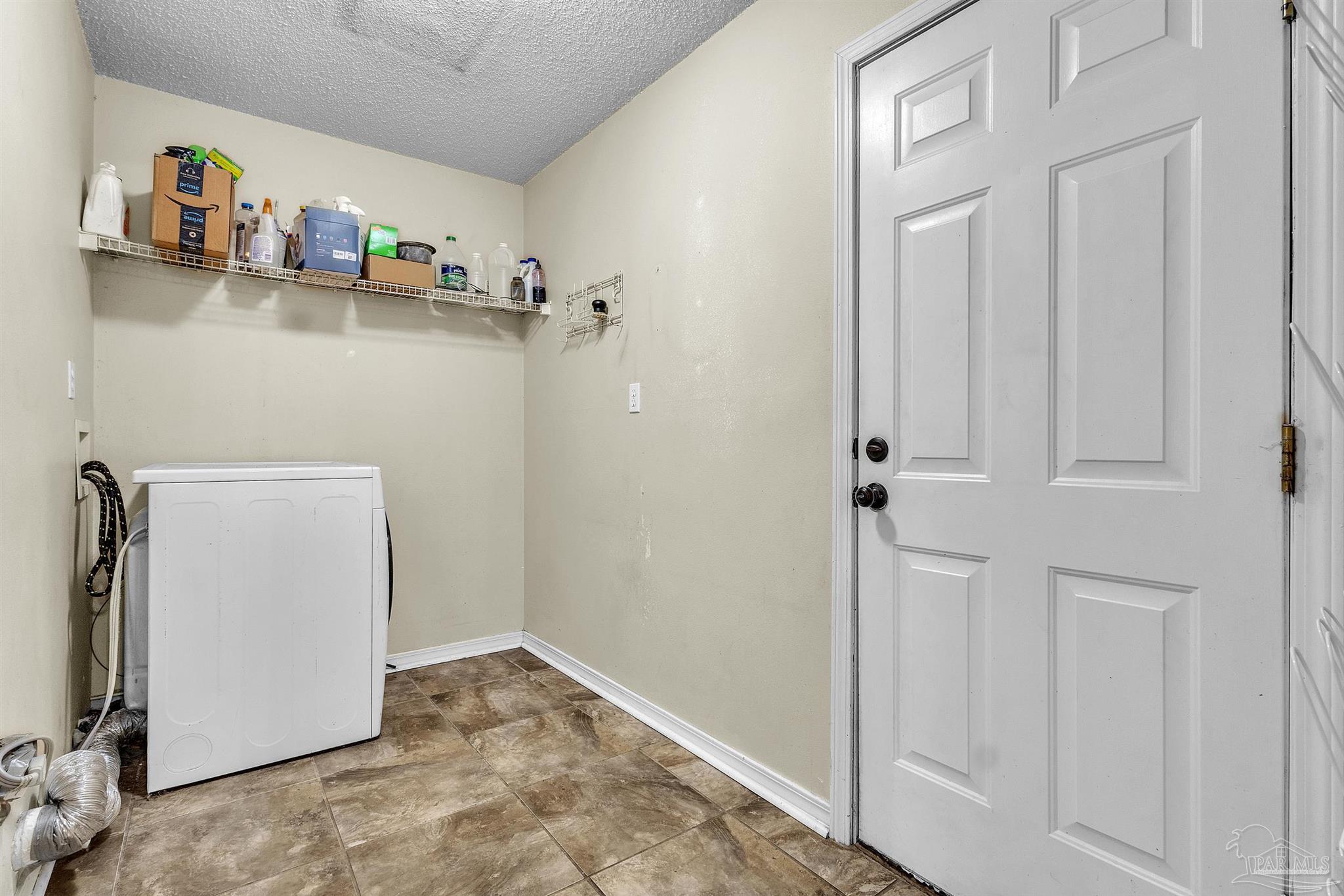 3095 Camino De Real Navarre FL 32566