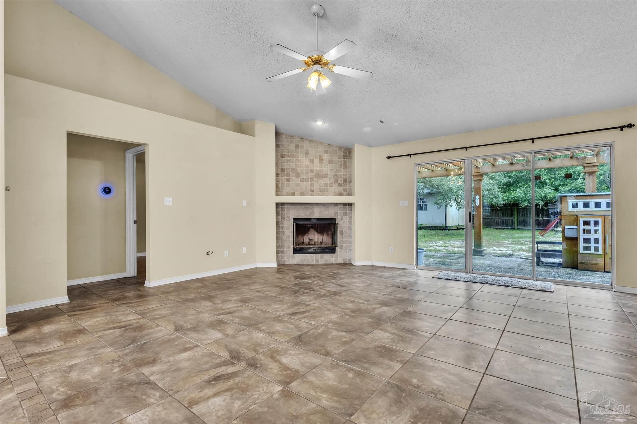 3095 Camino De Real Navarre FL 32566