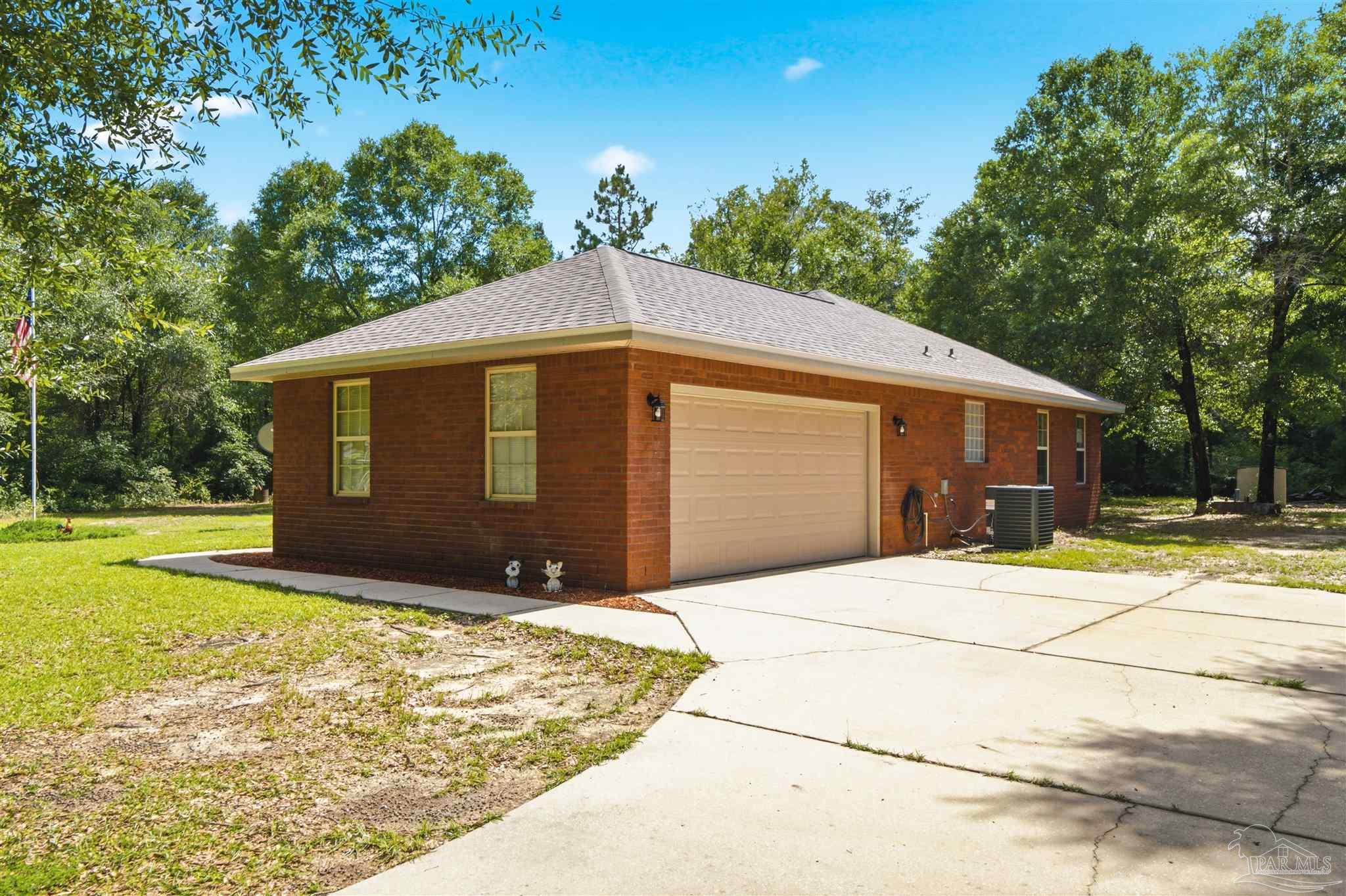 4526 Bryant Bridge Cut Off Holt FL 32564