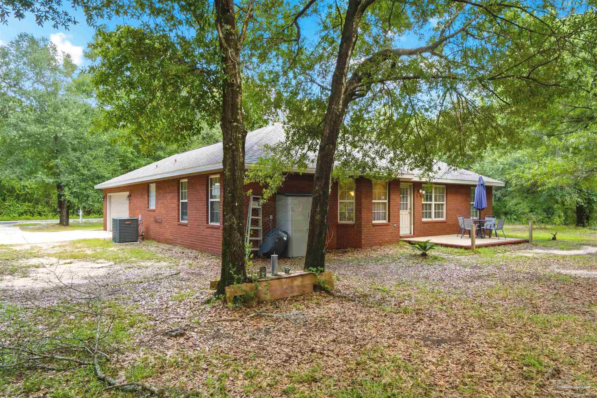 4526 Bryant Bridge Cut Off Holt FL 32564