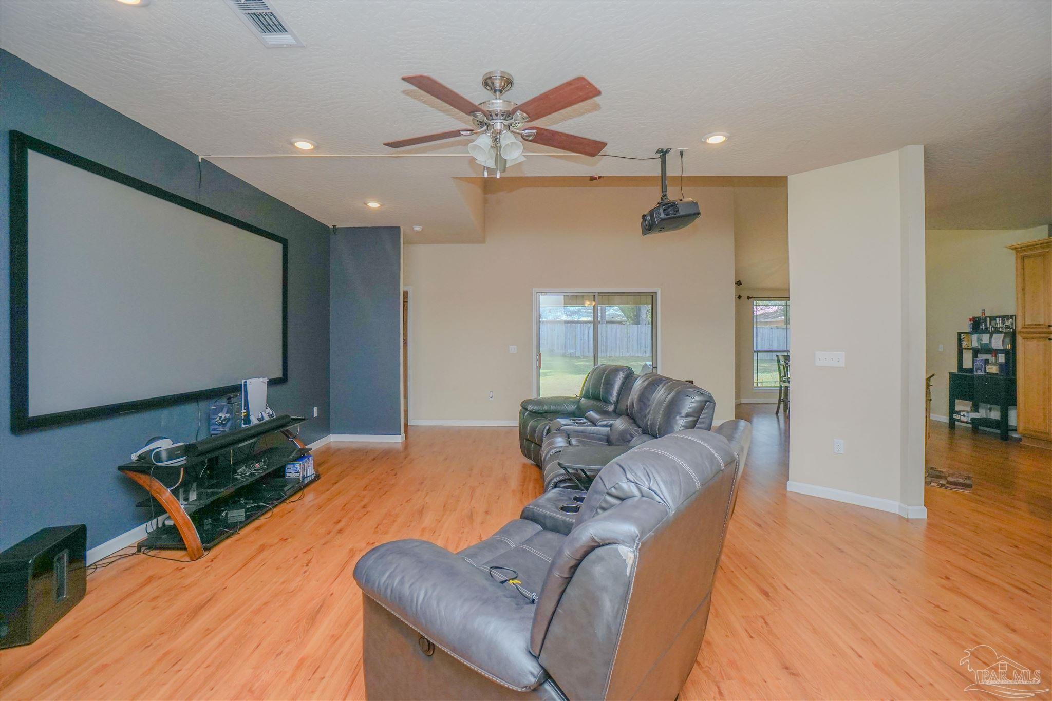 5264 Moore Loop Crestview FL 32536