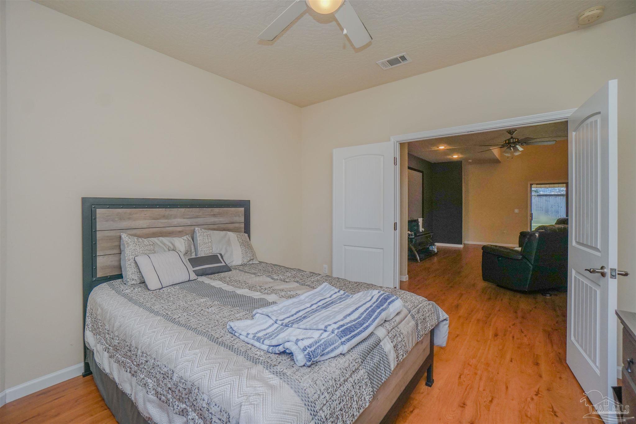 5264 Moore Loop Crestview FL 32536