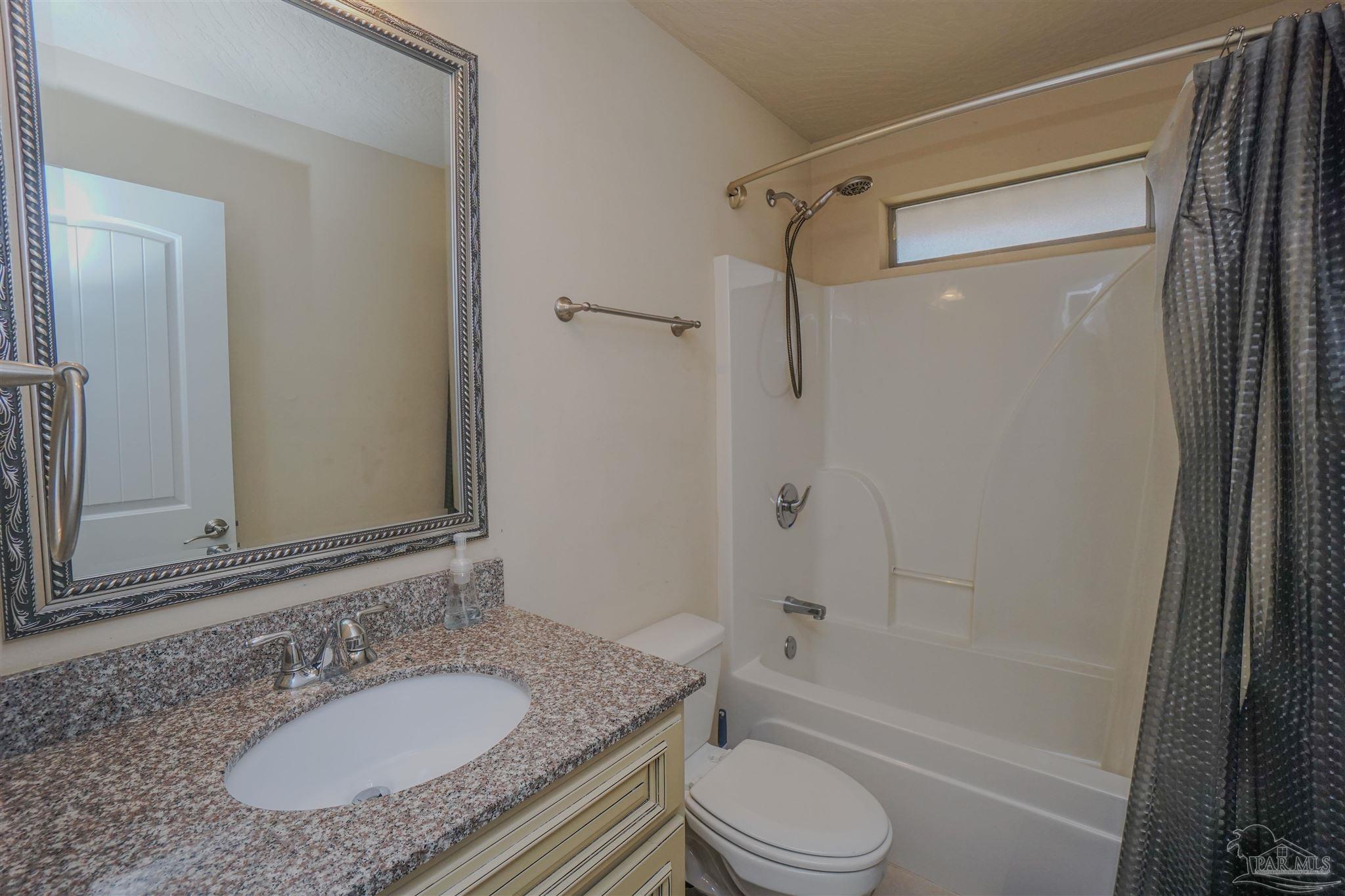 5264 Moore Loop Crestview FL 32536