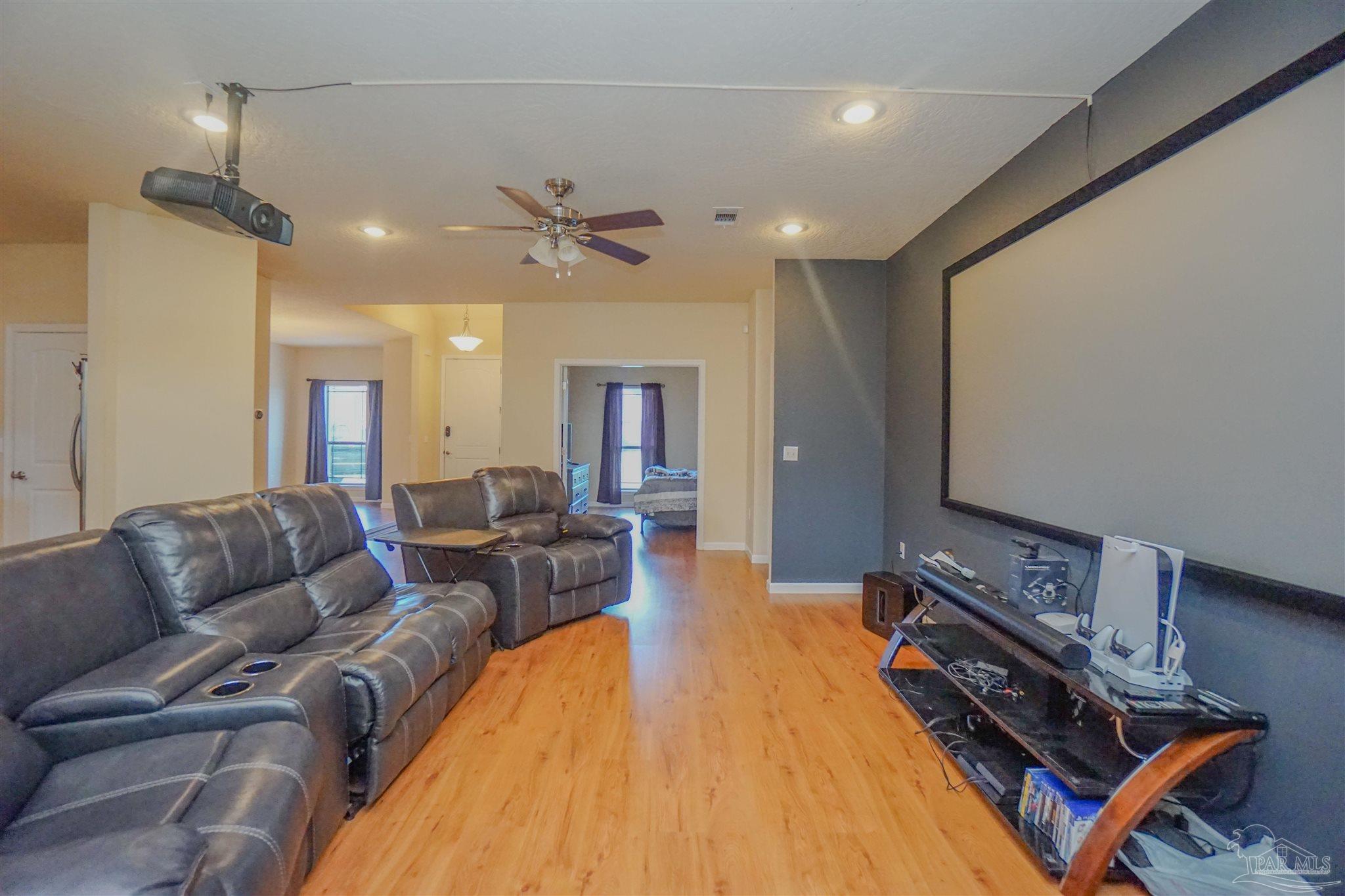 5264 Moore Loop Crestview FL 32536
