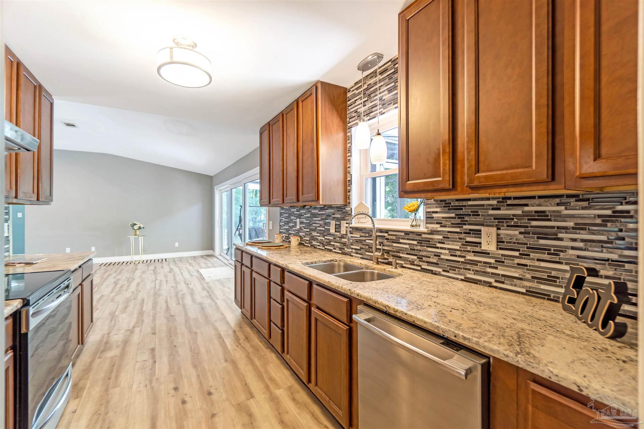 10806 Hatcher Street Milton FL 32583