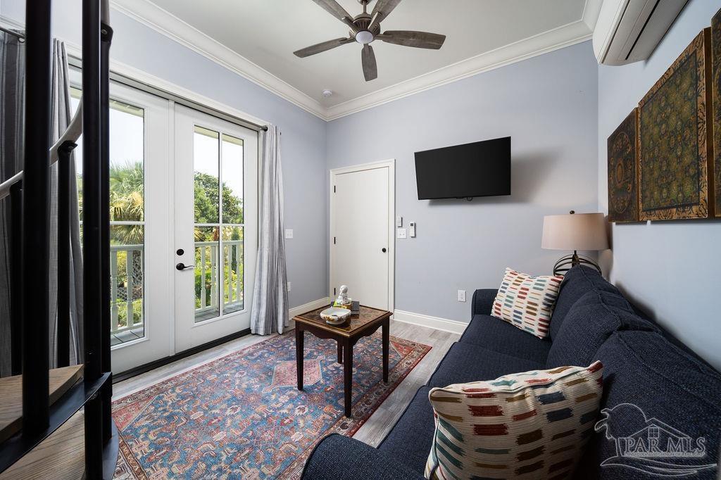 714 E La Rua Street Pensacola FL 32501